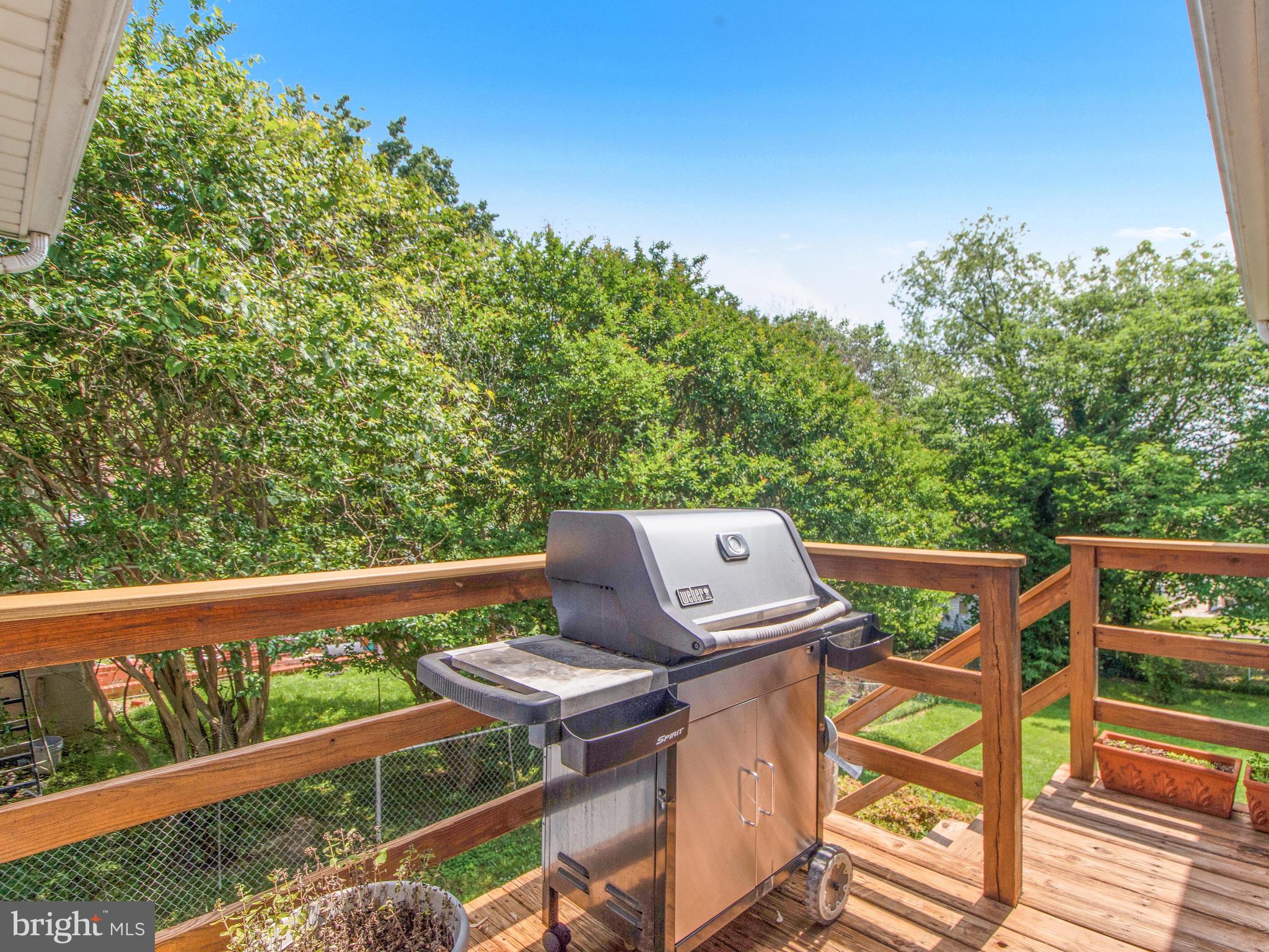 QUEENS CHAPEL MANOR - Residential