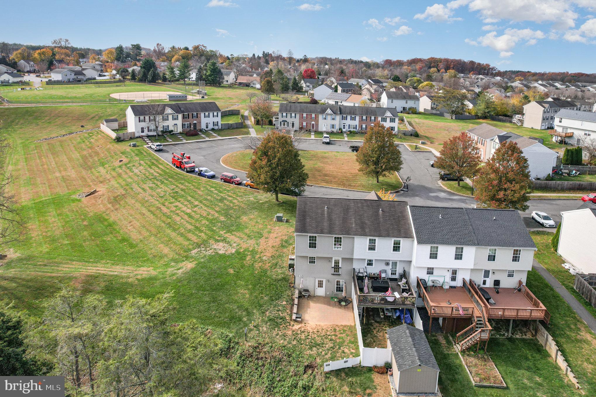 APPLE GROVE - Residential