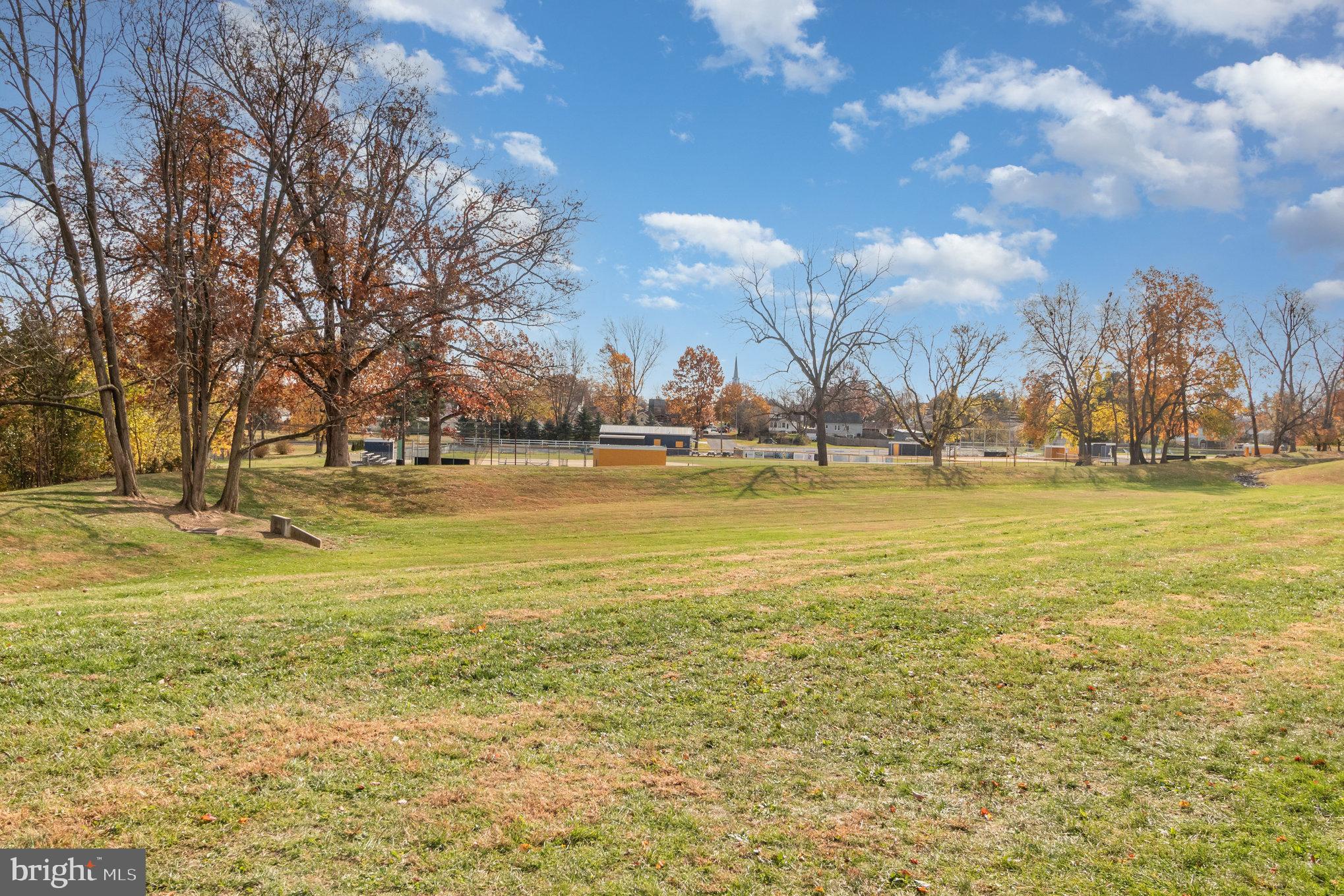 APPLE GROVE - Residential