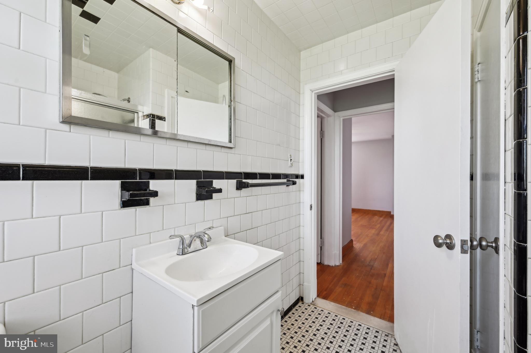 KENWOOD - Residential