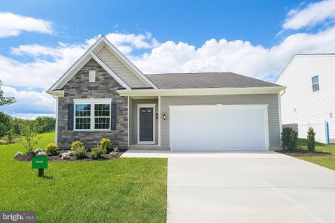 Photo of 159 Williamson, WINCHESTER, VA 22602 (MLS # VAFV2043568)