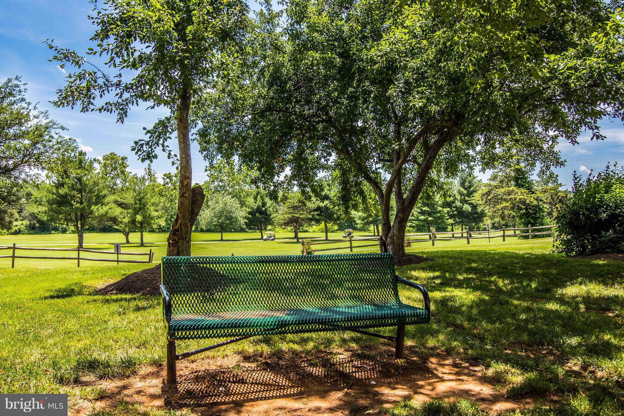 COUNTRY CLUB GREEN - Residential Lease