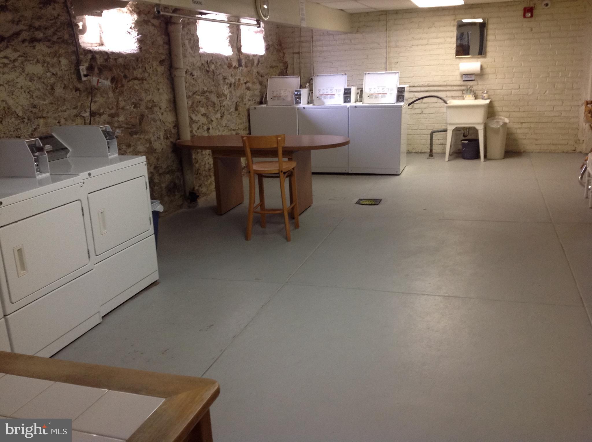 CHELTENHAM - Residential Lease