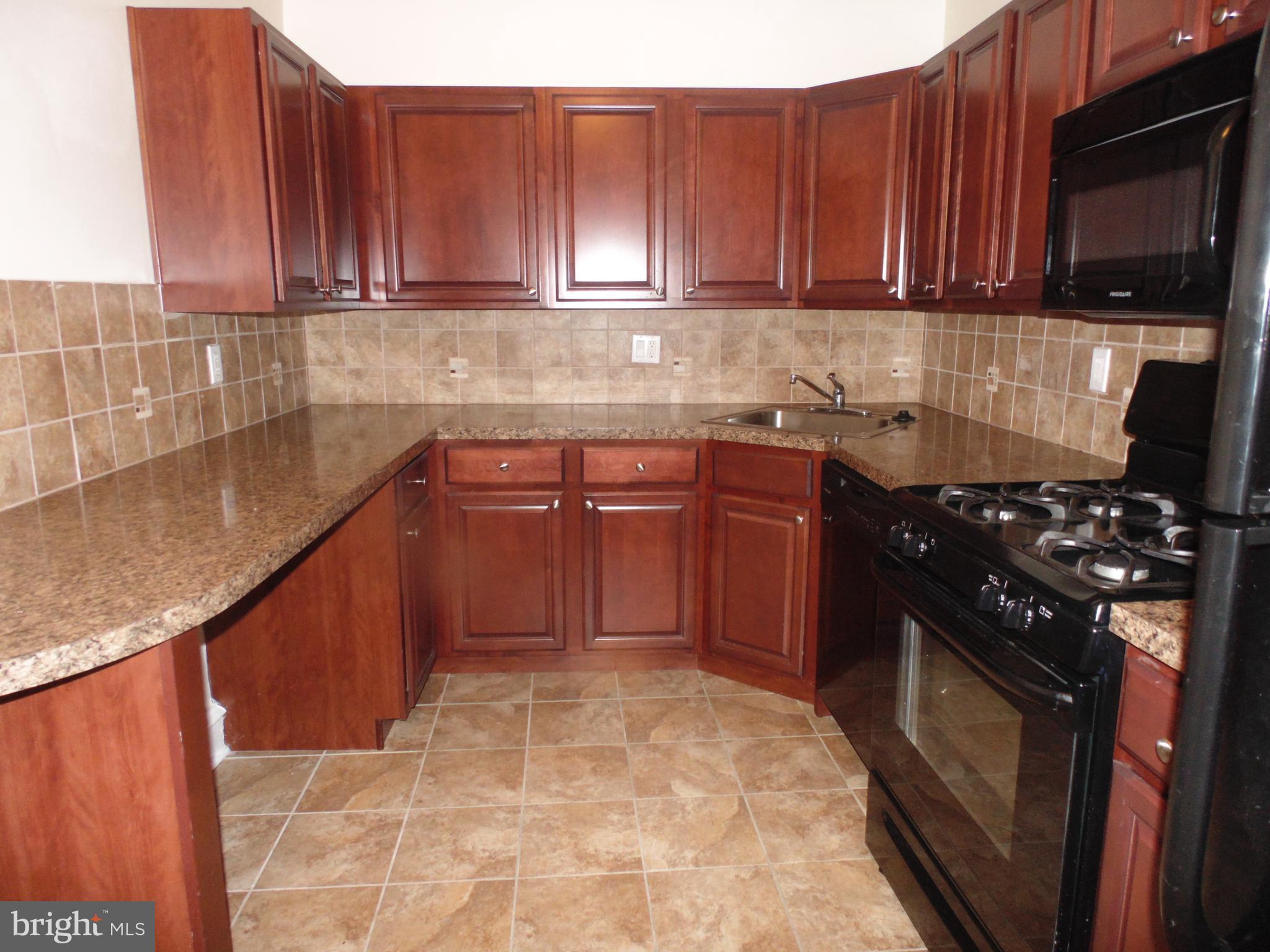 CHELTENHAM - Residential Lease