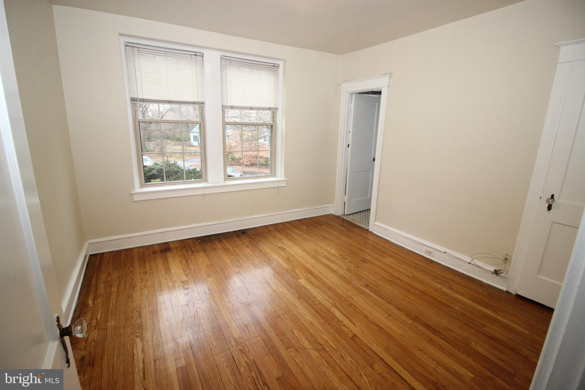 ELKINS PARK - Residential Lease