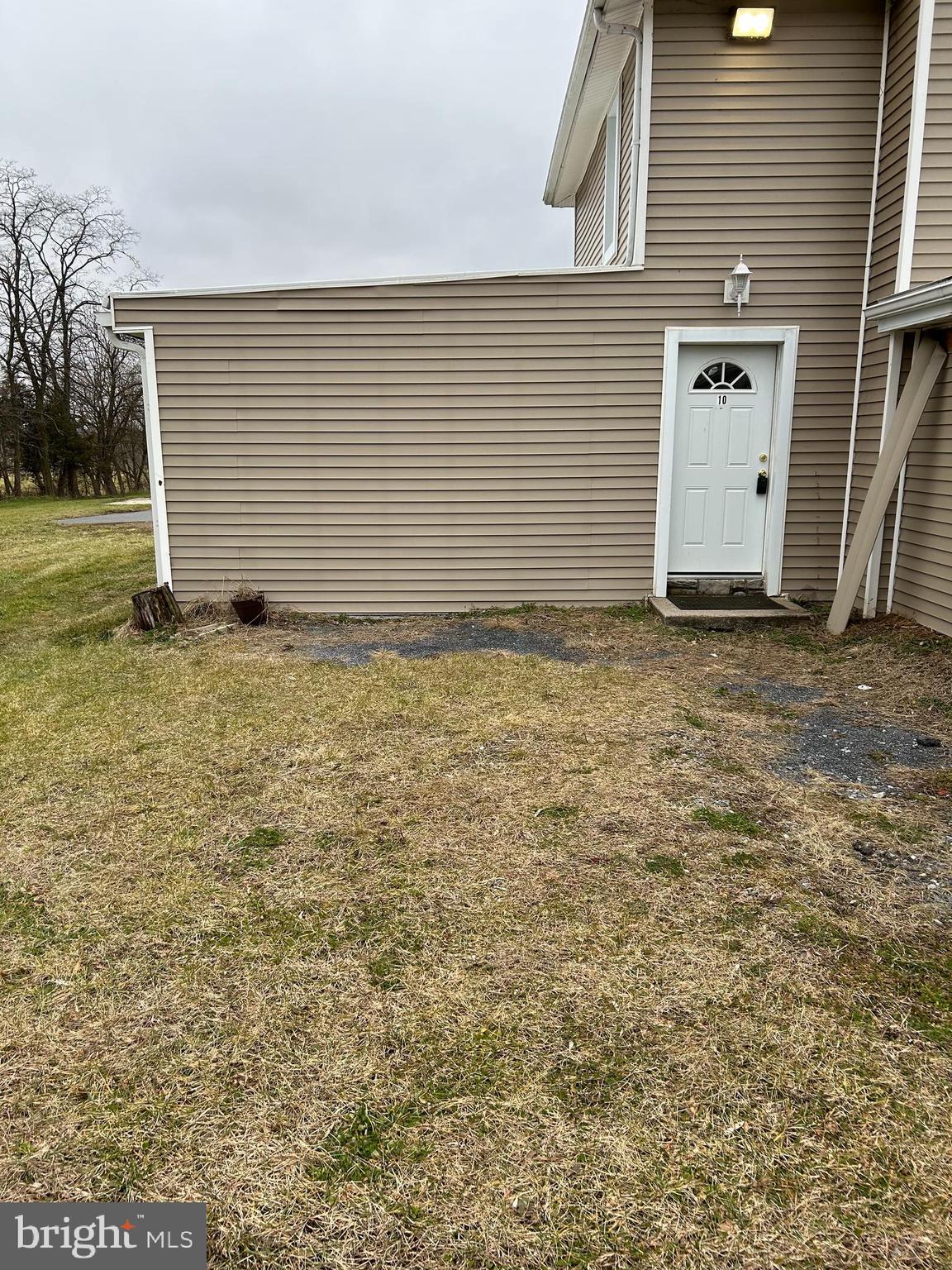 RESIDENTIAL - Residential Lease