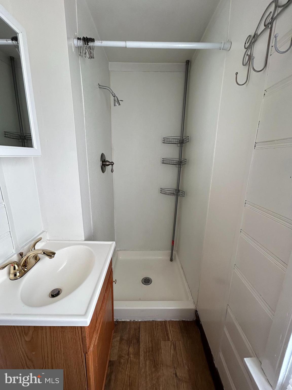 RESIDENTIAL - Residential Lease