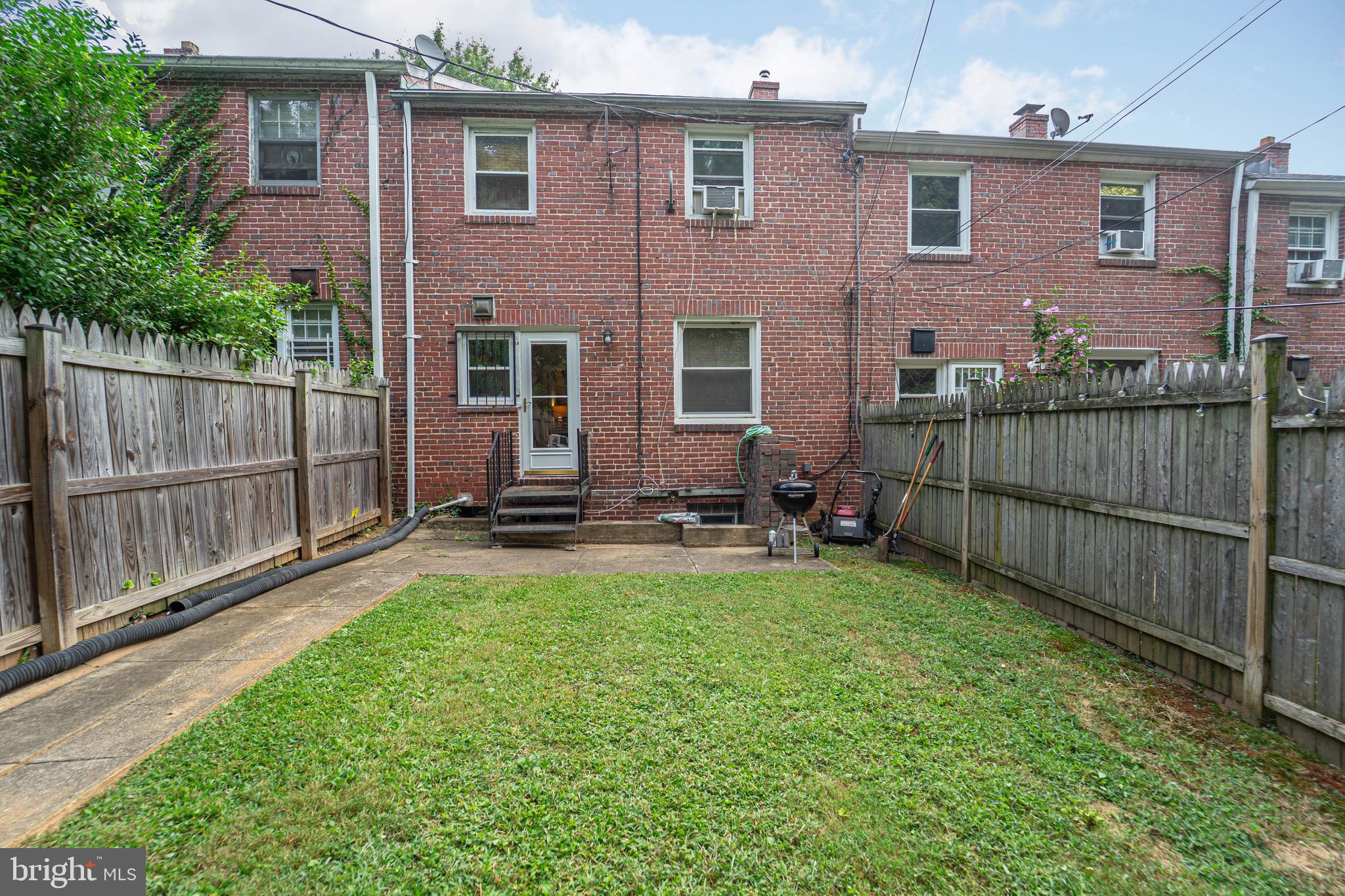EDNOR GARDENS - LAKESIDE - Residential