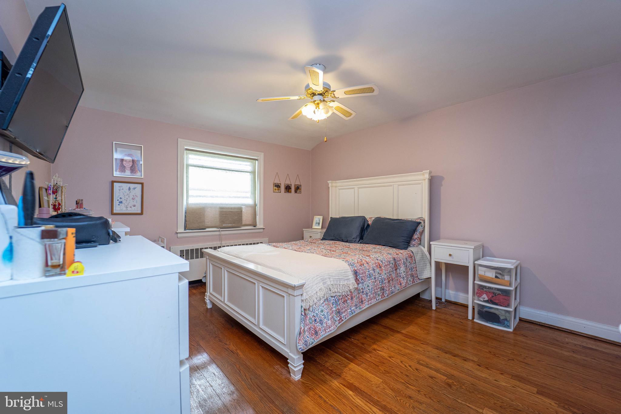 EDNOR GARDENS - LAKESIDE - Residential