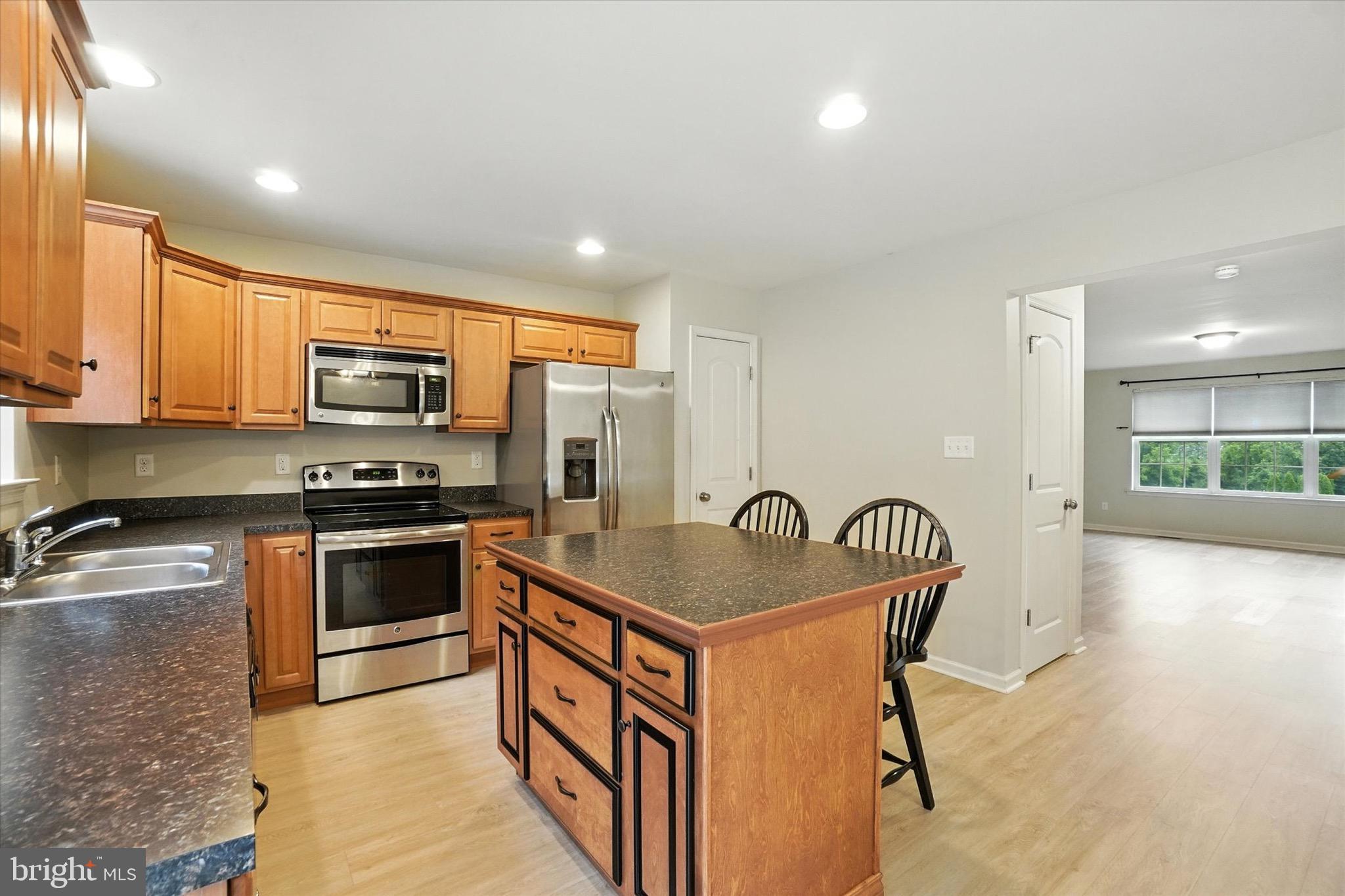 SCHOOLHOUSE CROSSING - Residential