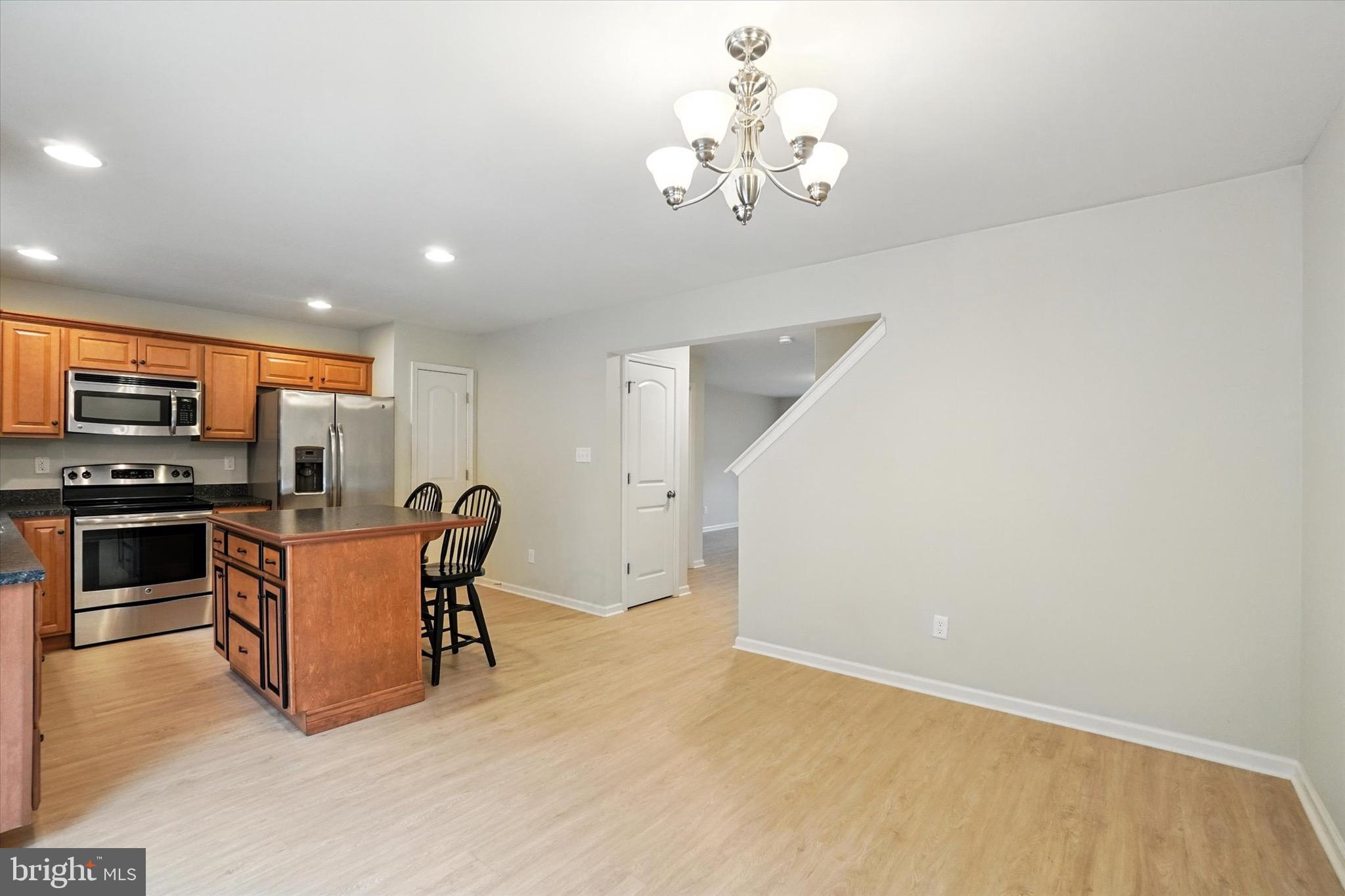 SCHOOLHOUSE CROSSING - Residential