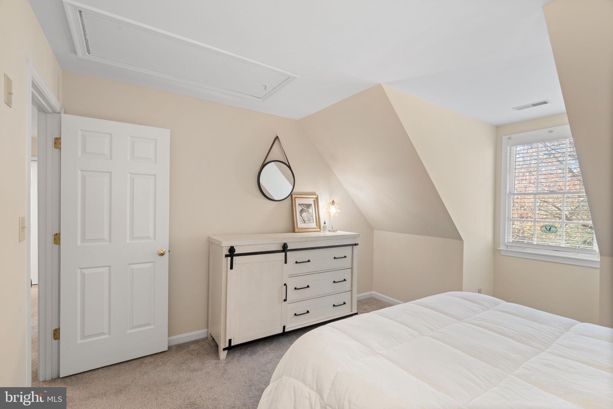 SOUTH WALES - Residential