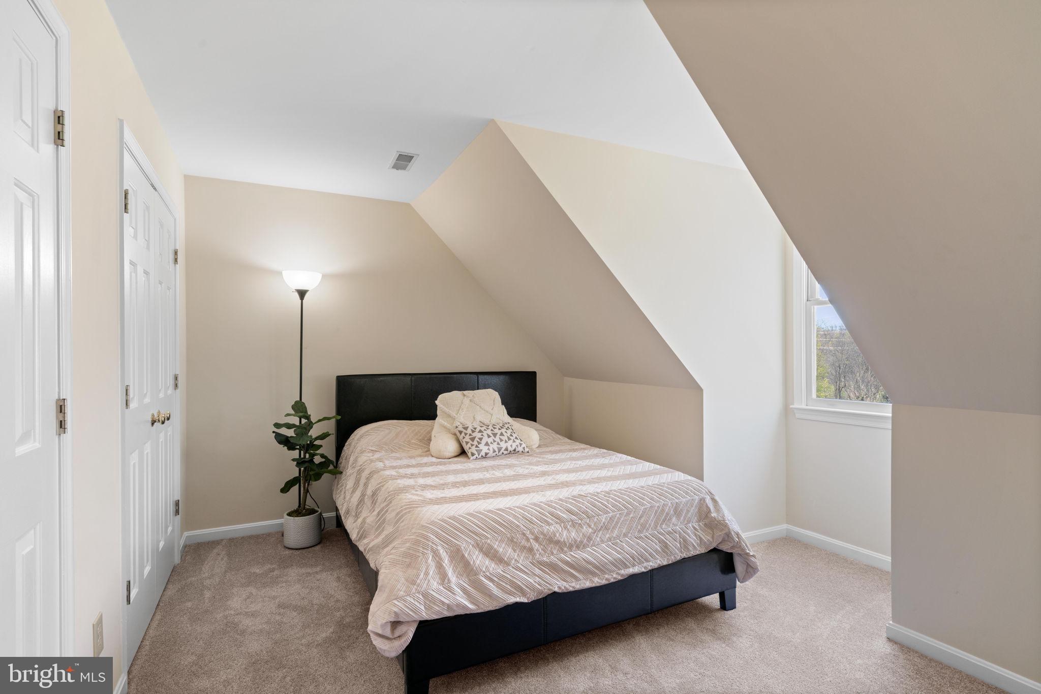 SOUTH WALES - Residential