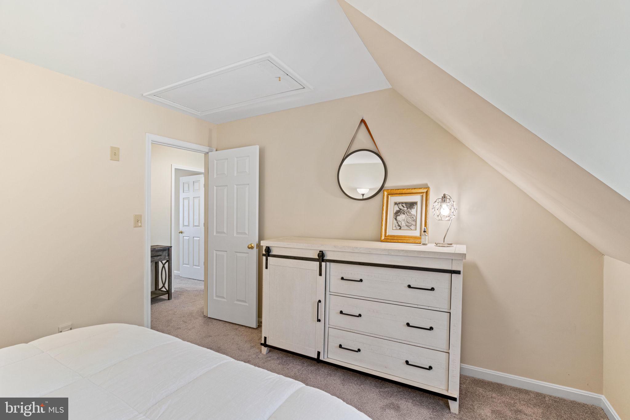 SOUTH WALES - Residential