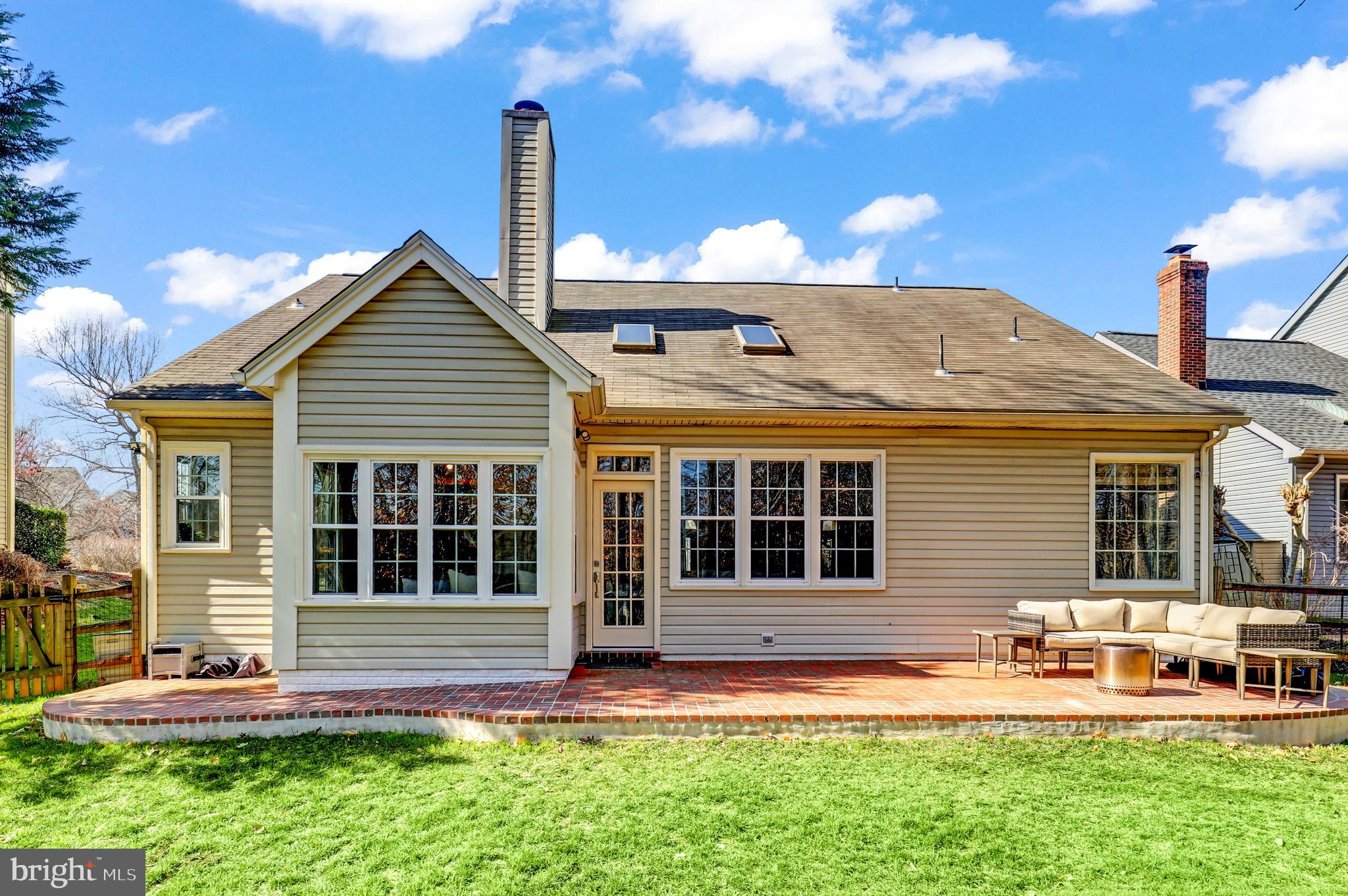 POTOMAC LAKES - Residential