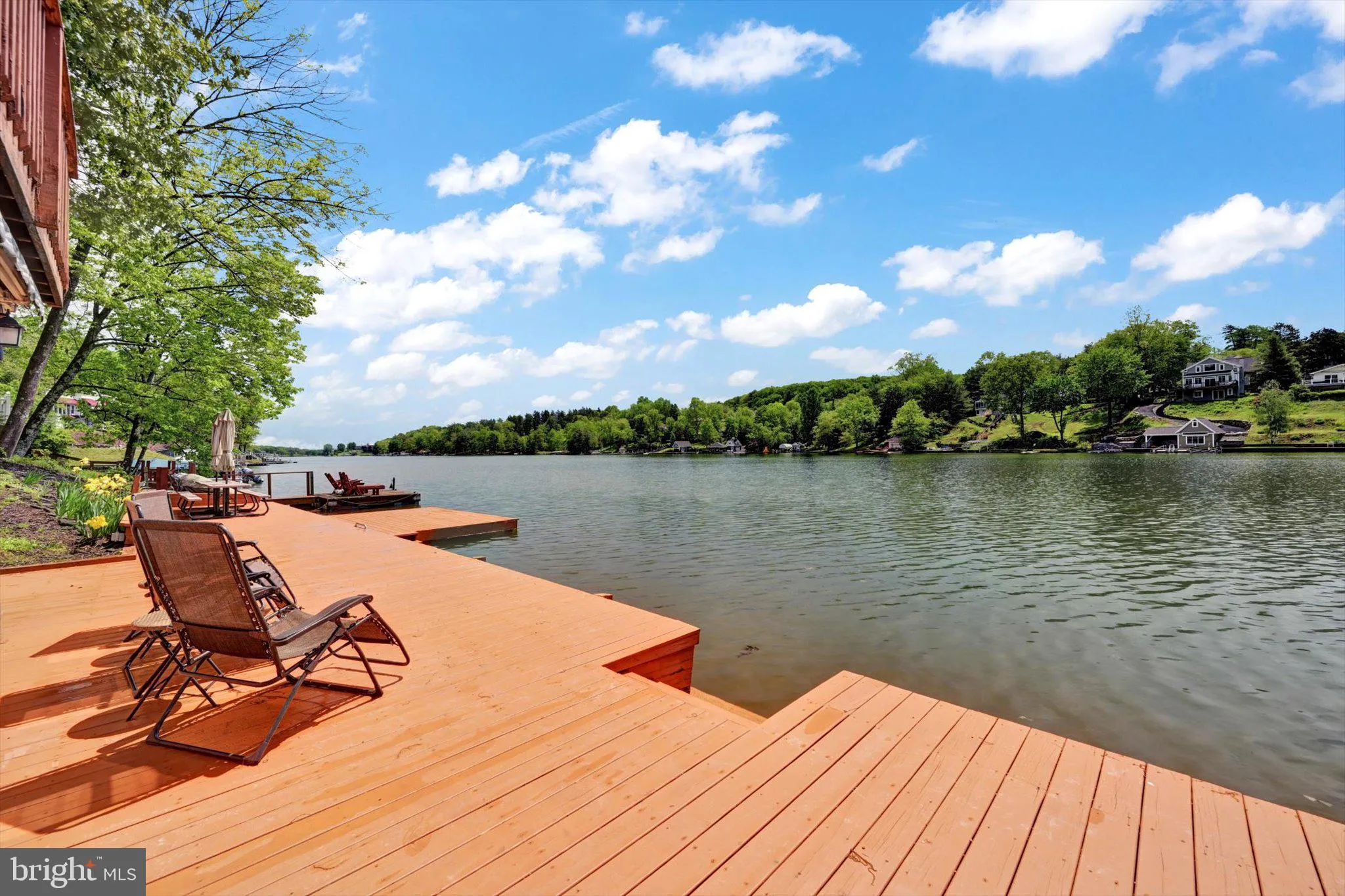 Auburn, Pennsylvania 17922, United States, 5 Bedrooms Bedrooms, ,2 BathroomsBathrooms,Residential,Active,129929