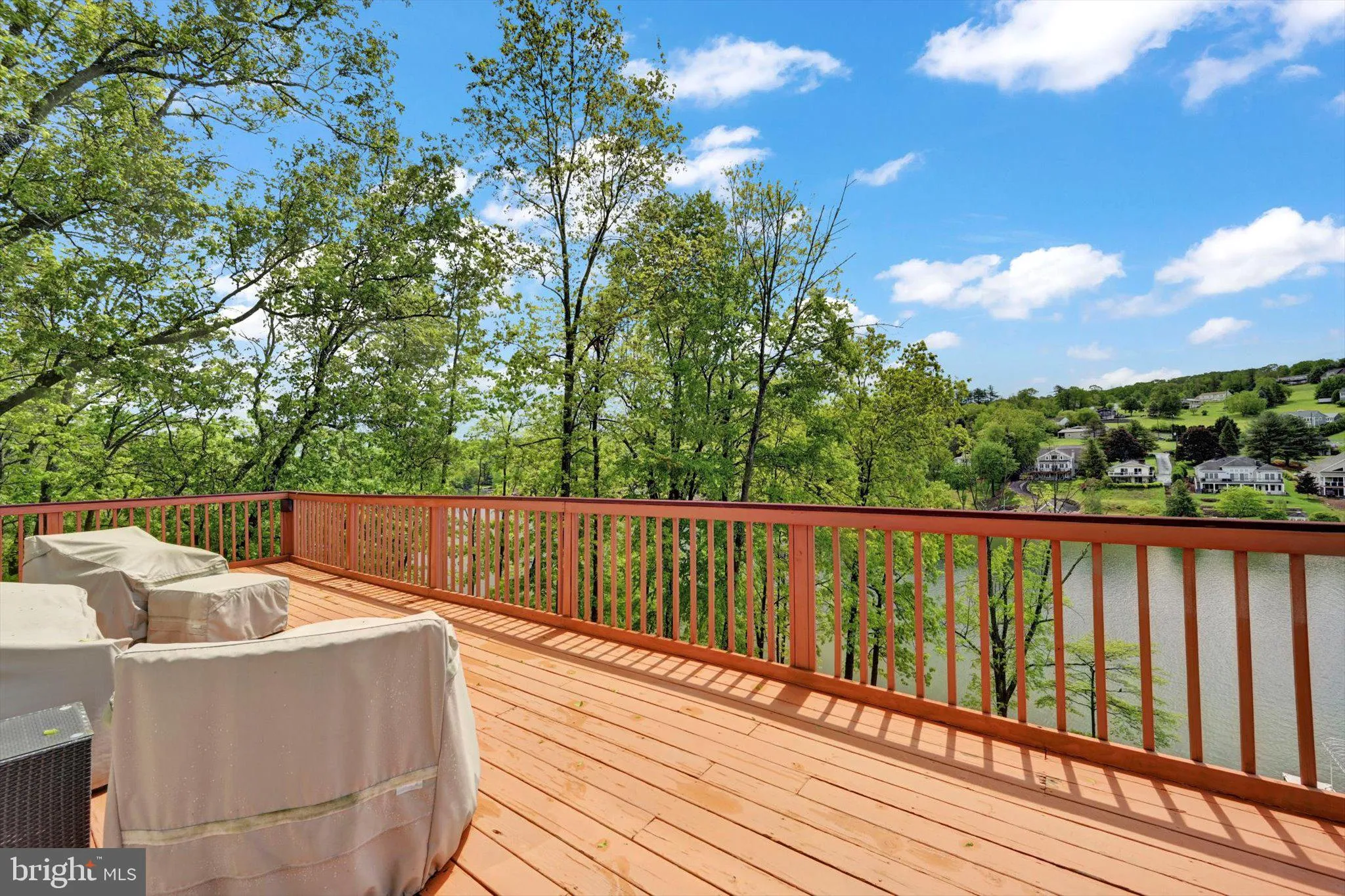 Auburn, Pennsylvania 17922, United States, 5 Bedrooms Bedrooms, ,2 BathroomsBathrooms,Residential,Active,129929