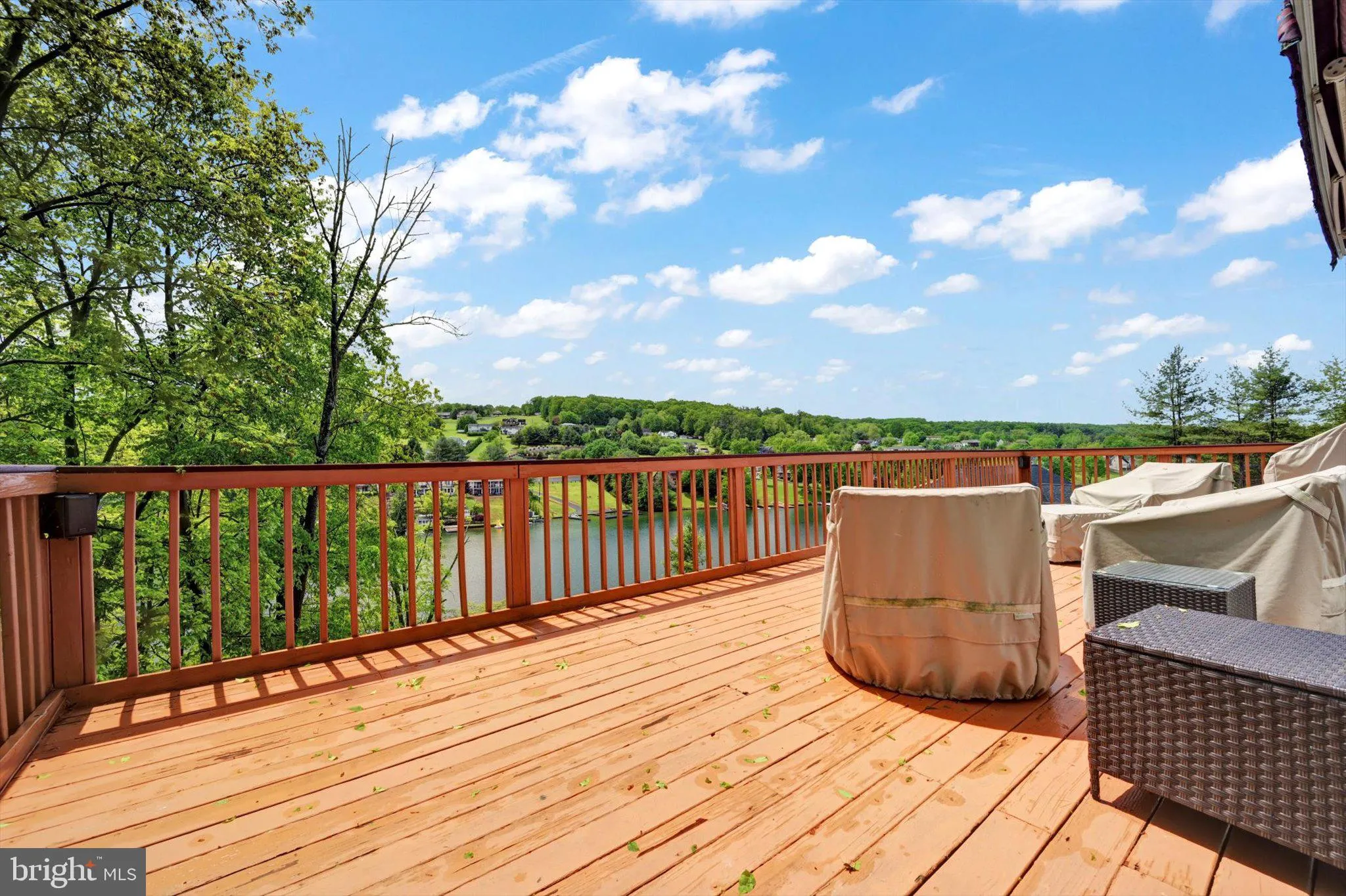 Auburn, Pennsylvania 17922, United States, 5 Bedrooms Bedrooms, ,2 BathroomsBathrooms,Residential,Active,129929