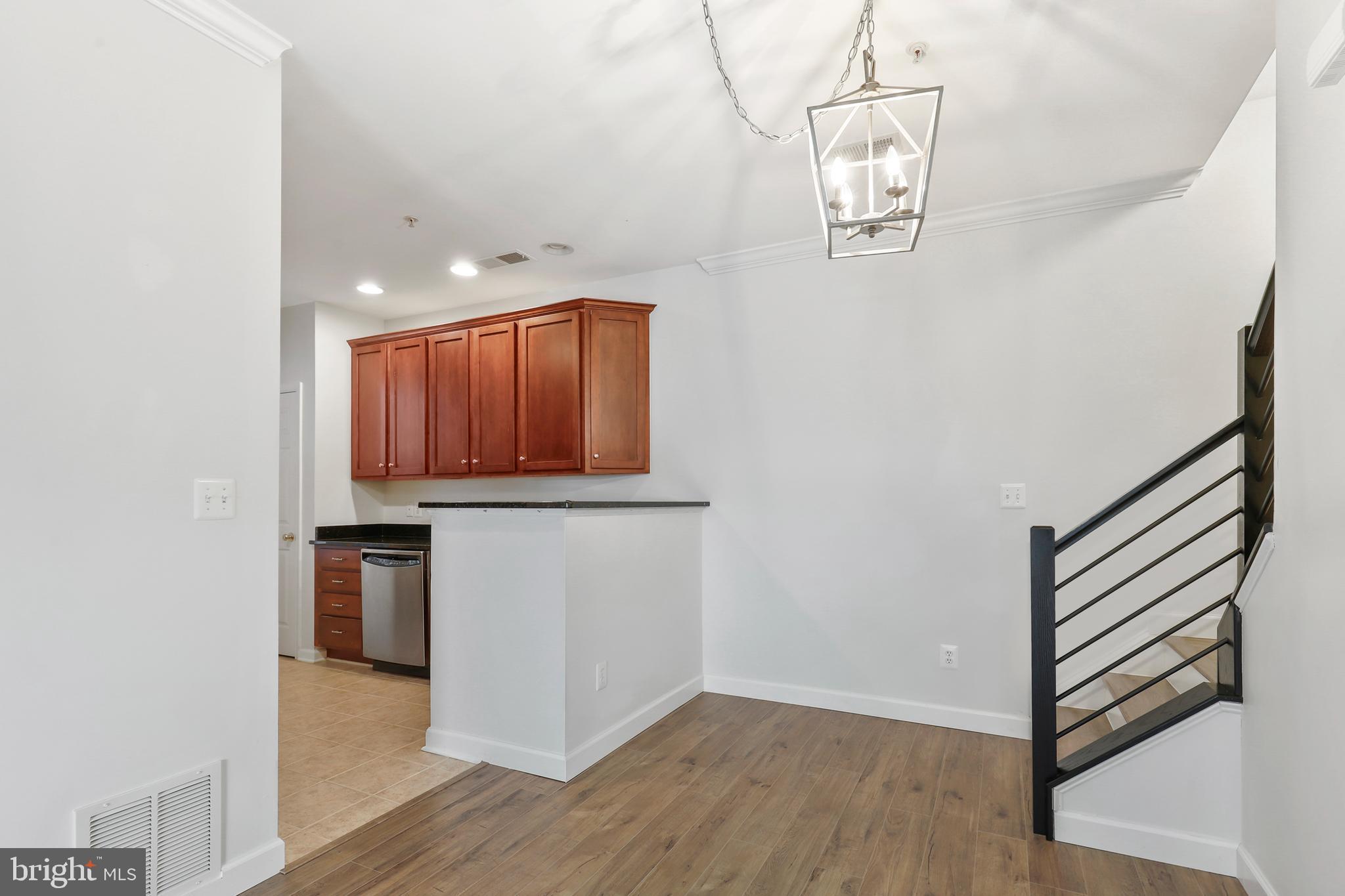 RIDGES AT BELMONT - Residential