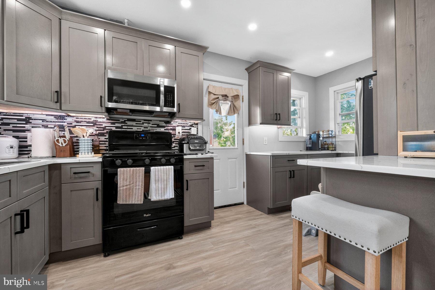 HAMILTON HEIGHTS - Residential