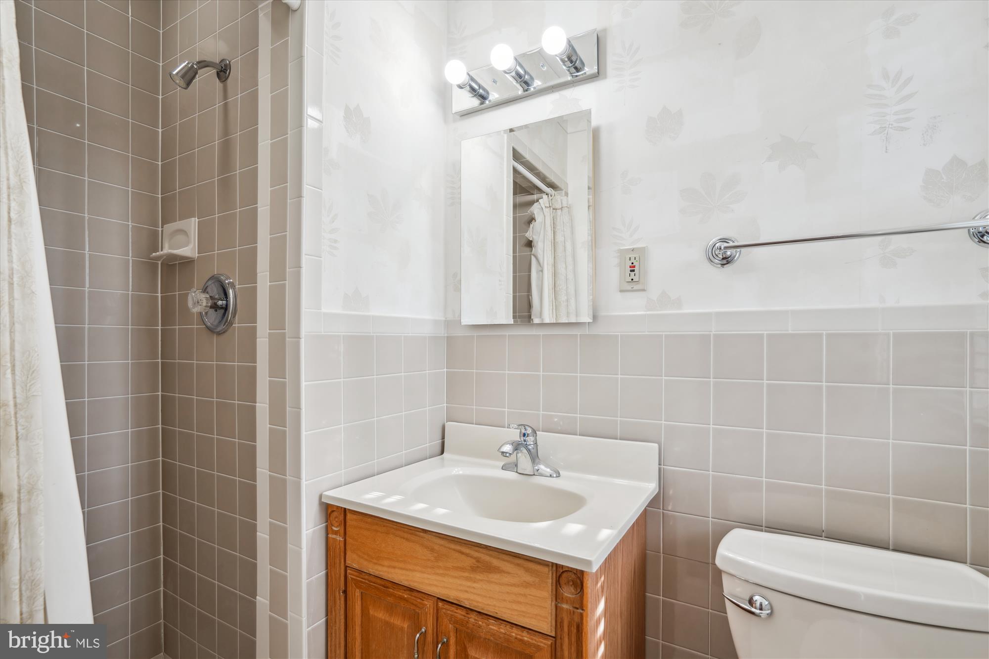 BURNT MILLS MANOR - Residential