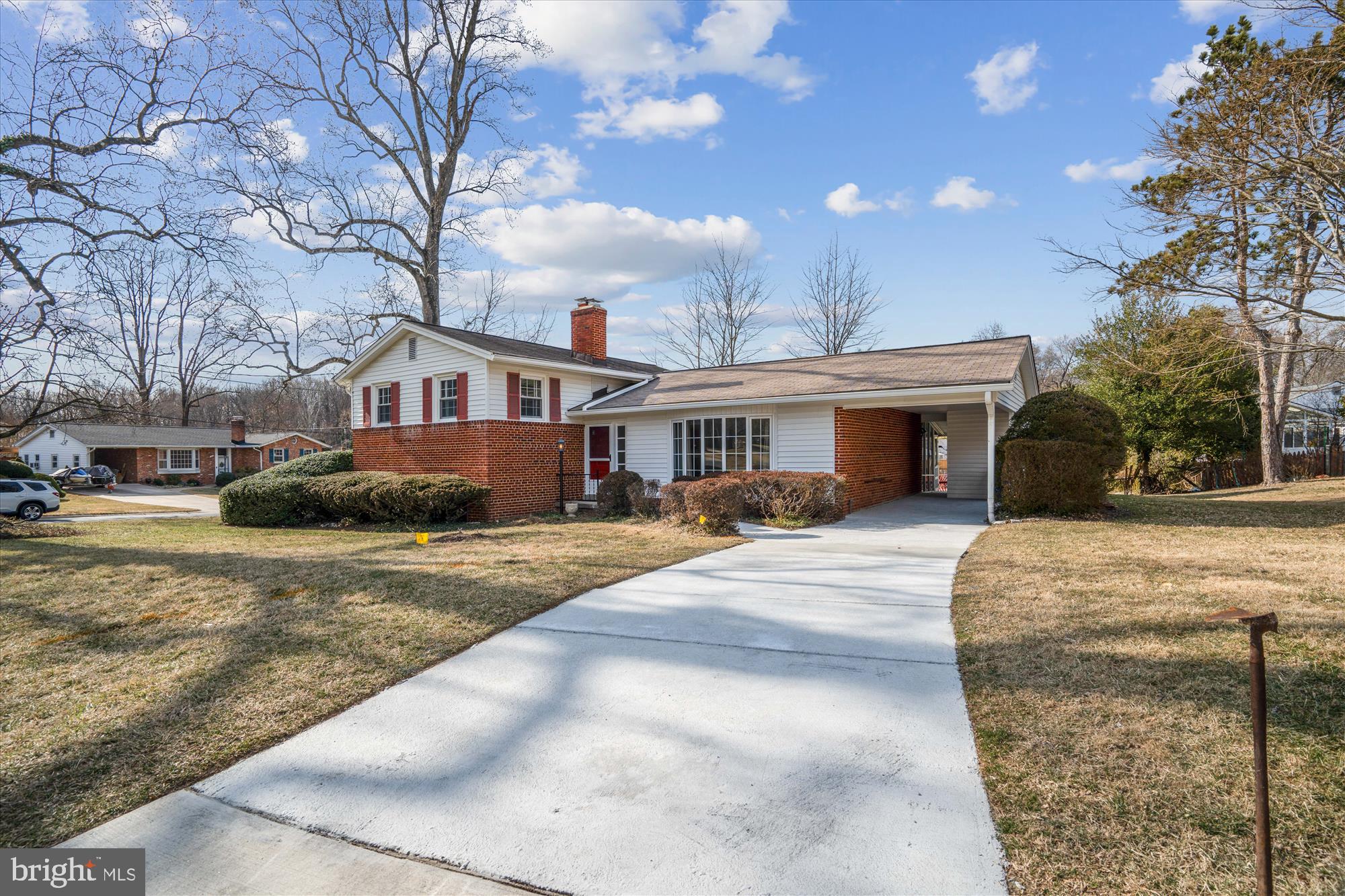 BURNT MILLS MANOR - Residential