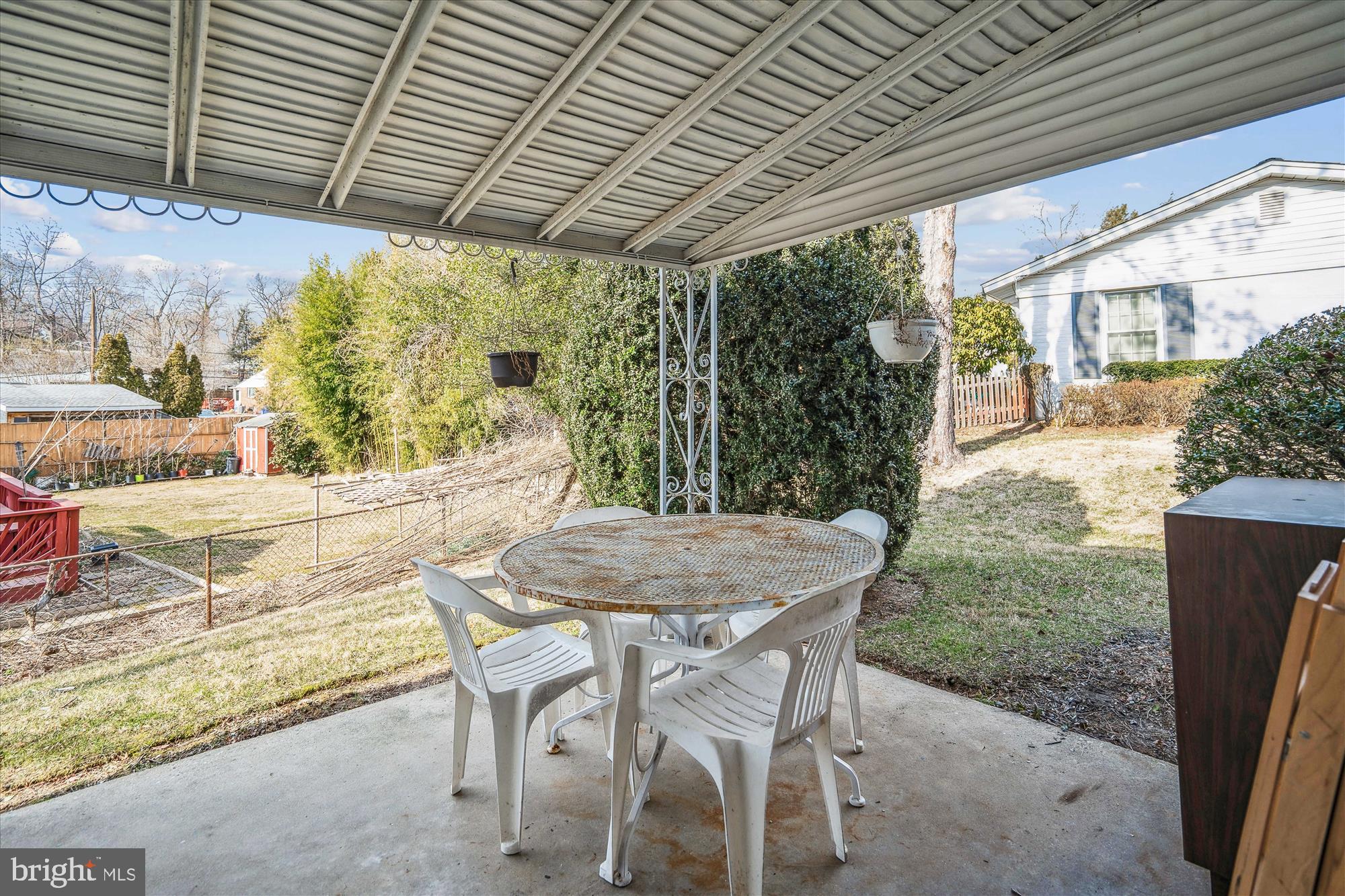 BURNT MILLS MANOR - Residential