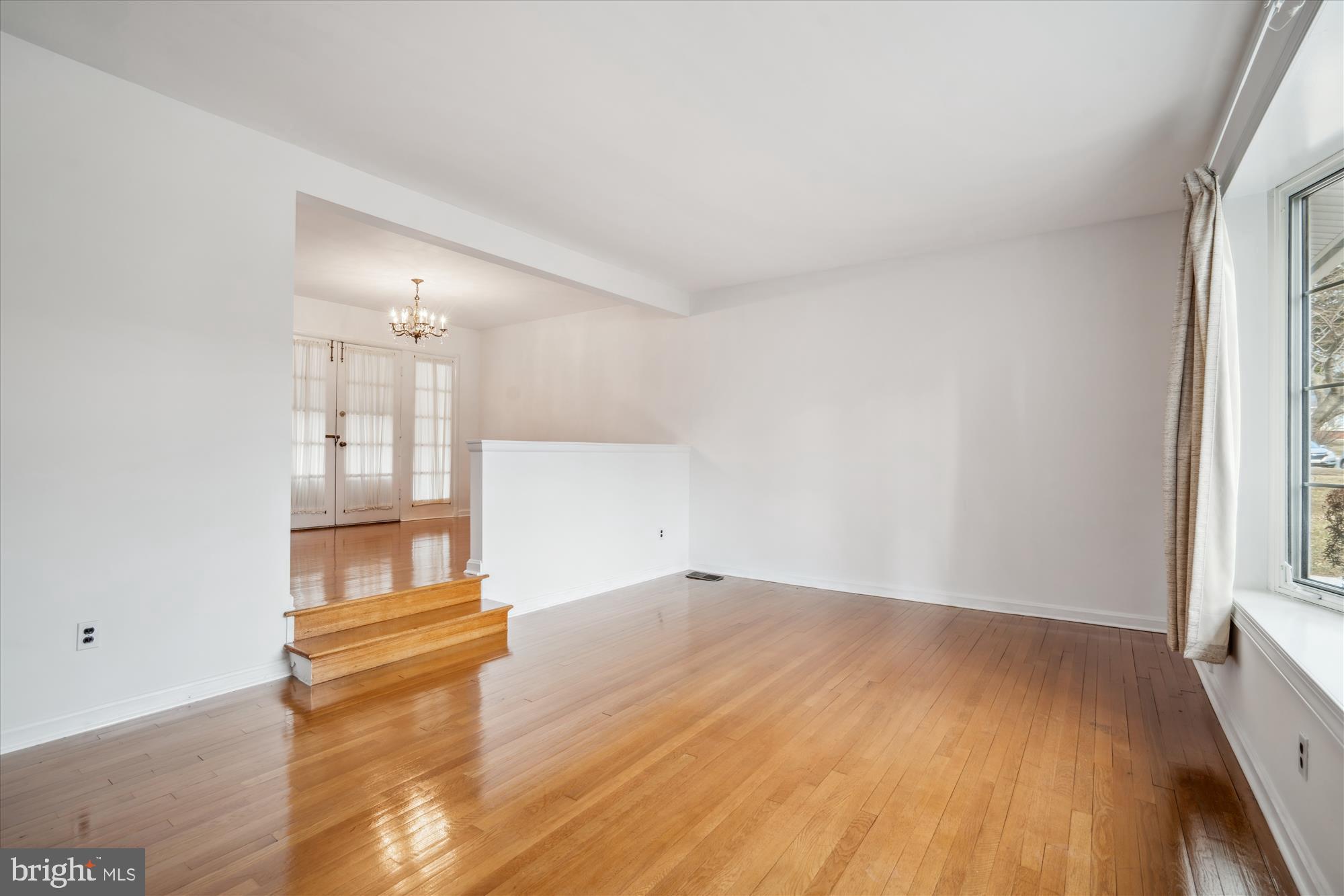 BURNT MILLS MANOR - Residential