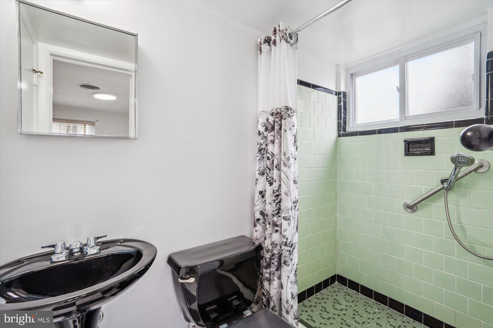 BURNT MILLS MANOR - Residential