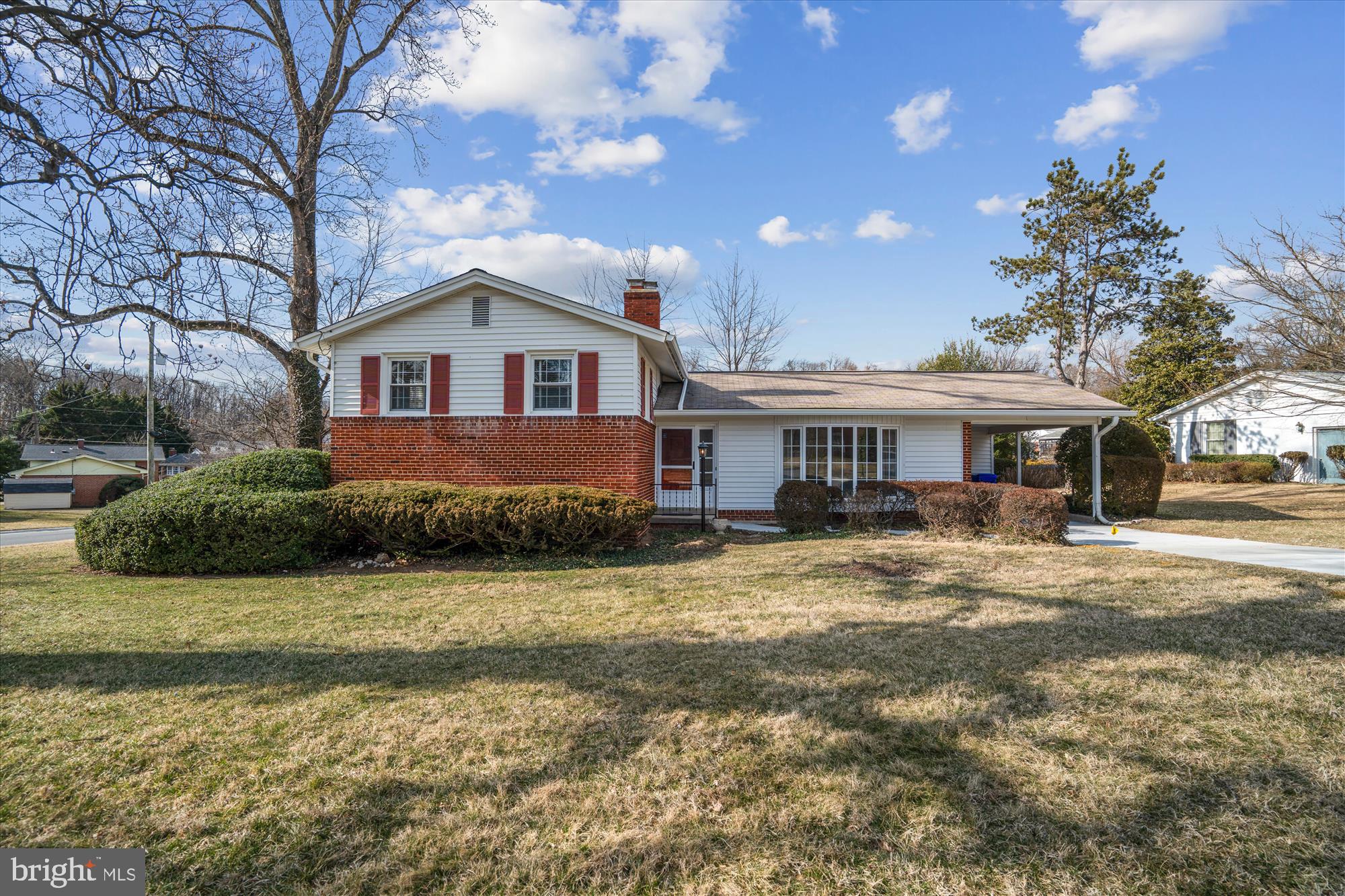 BURNT MILLS MANOR - Residential