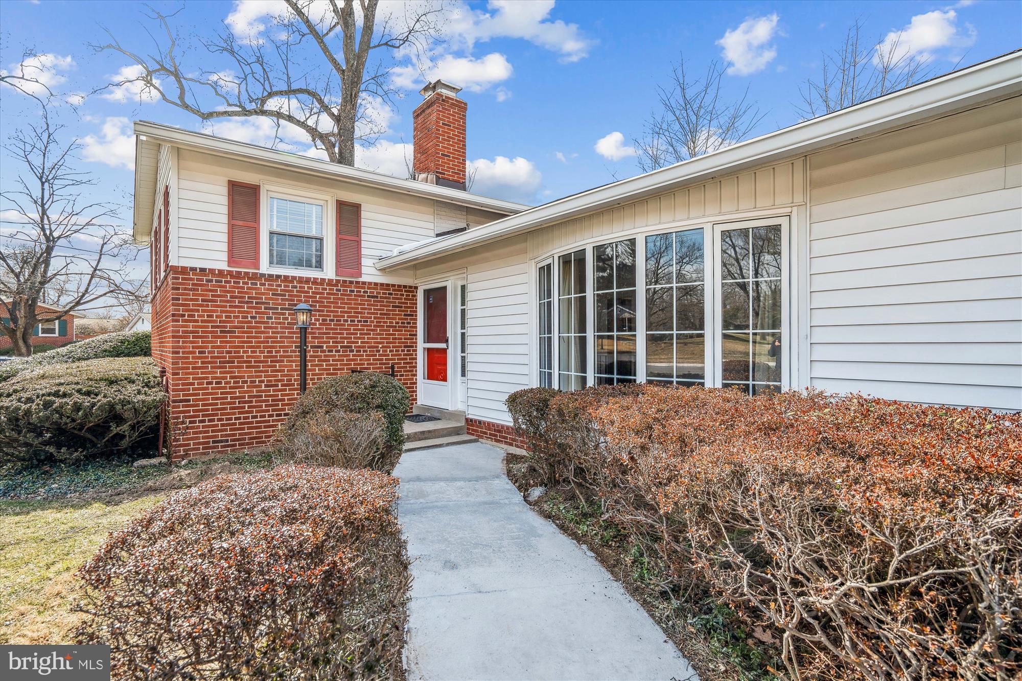 BURNT MILLS MANOR - Residential