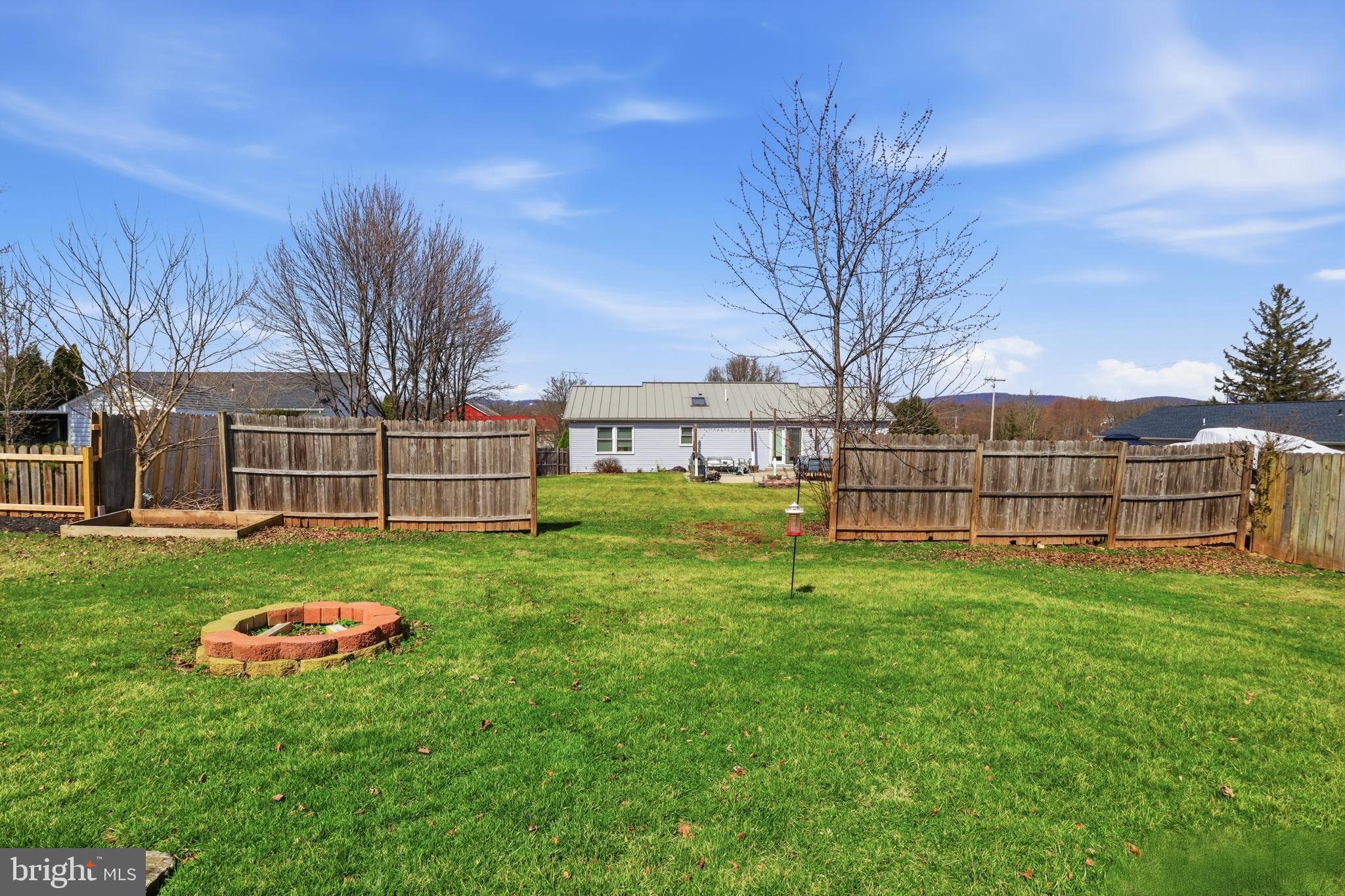 WANDERING STREAM ESTATES - Residential