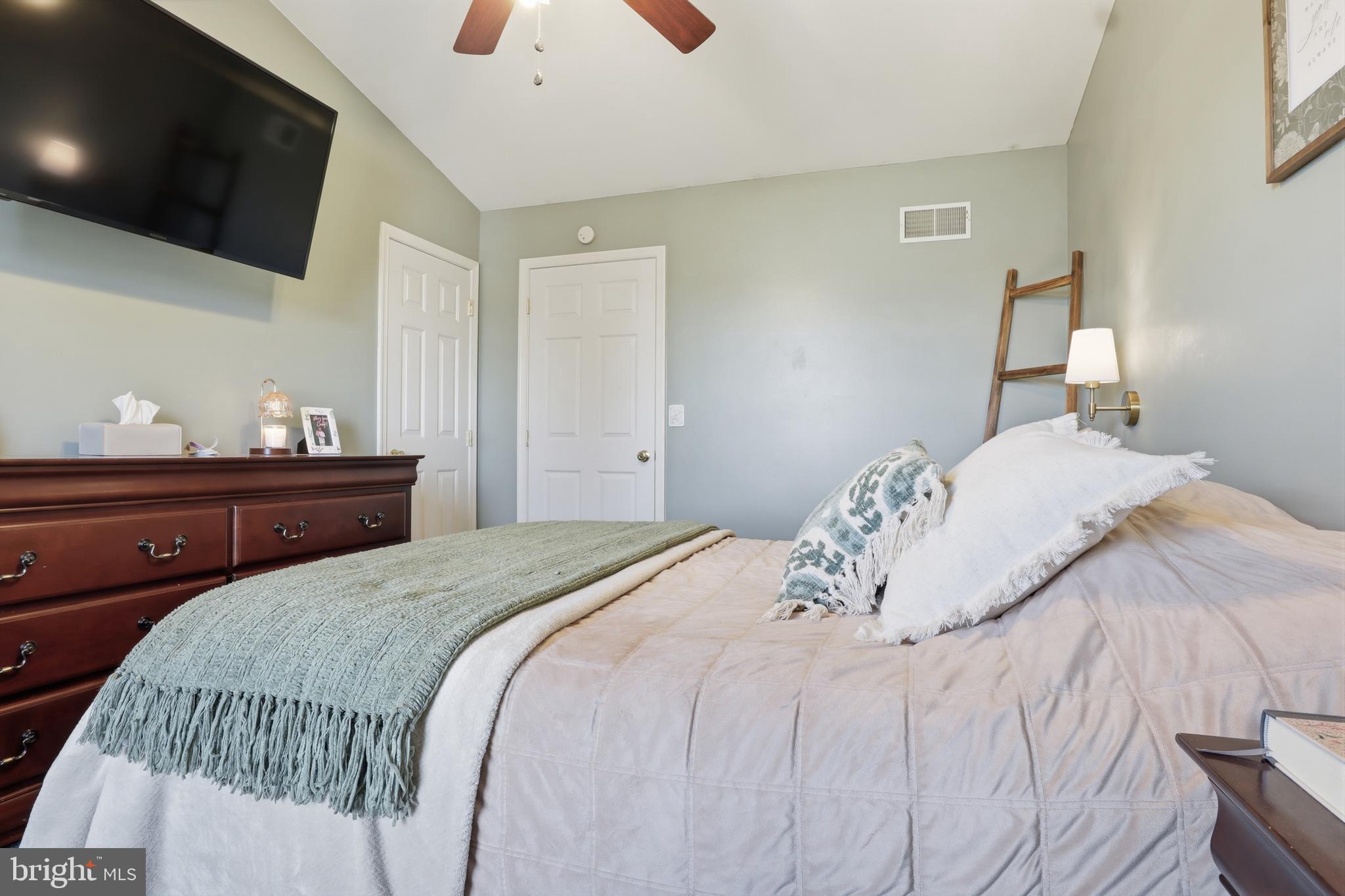 WANDERING STREAM ESTATES - Residential