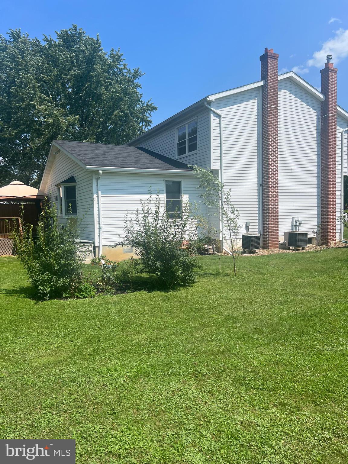 SMITH/HUGHES - Residential