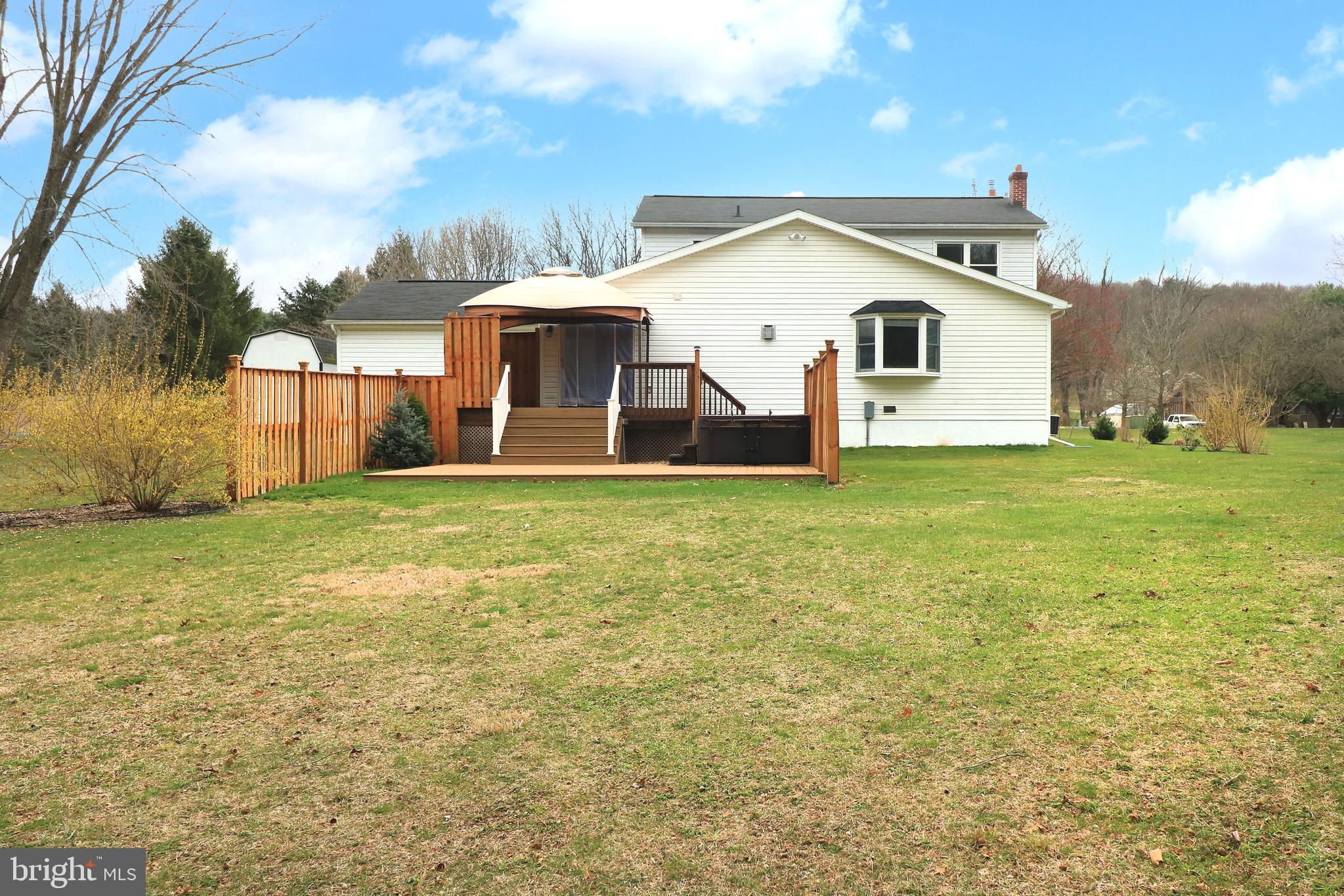 SMITH/HUGHES - Residential