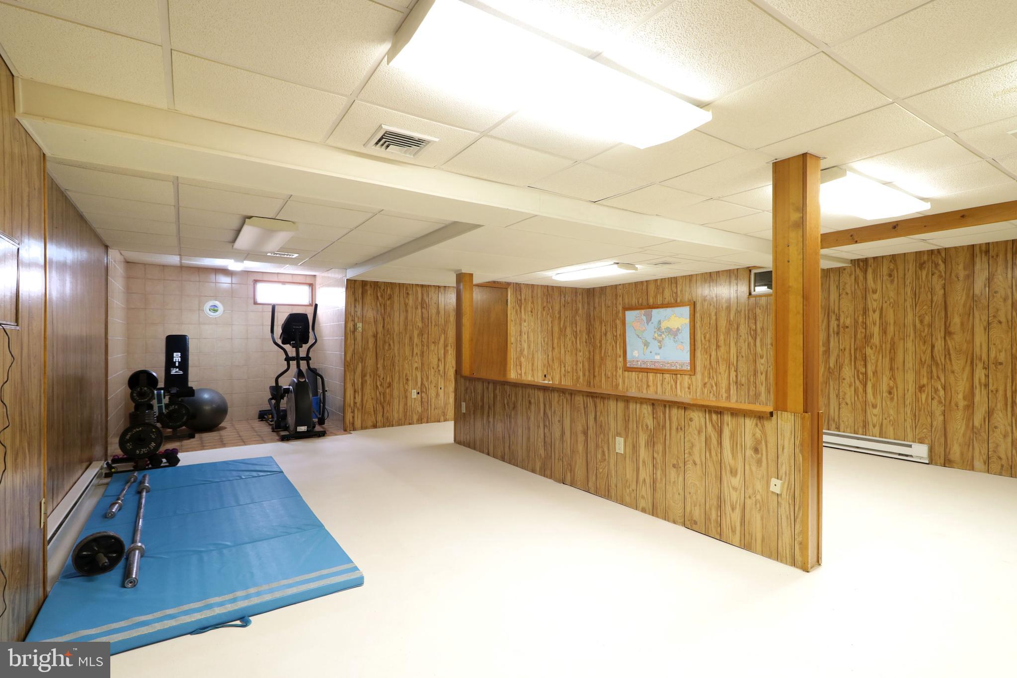 SMITH/HUGHES - Residential