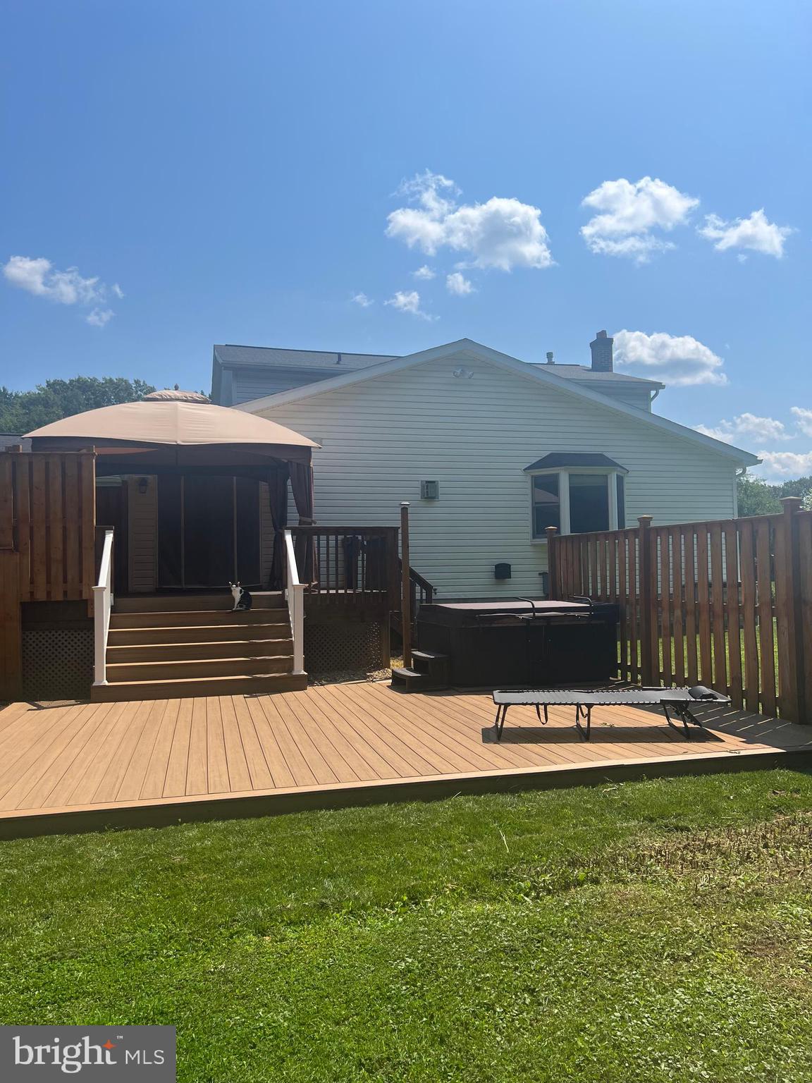 SMITH/HUGHES - Residential