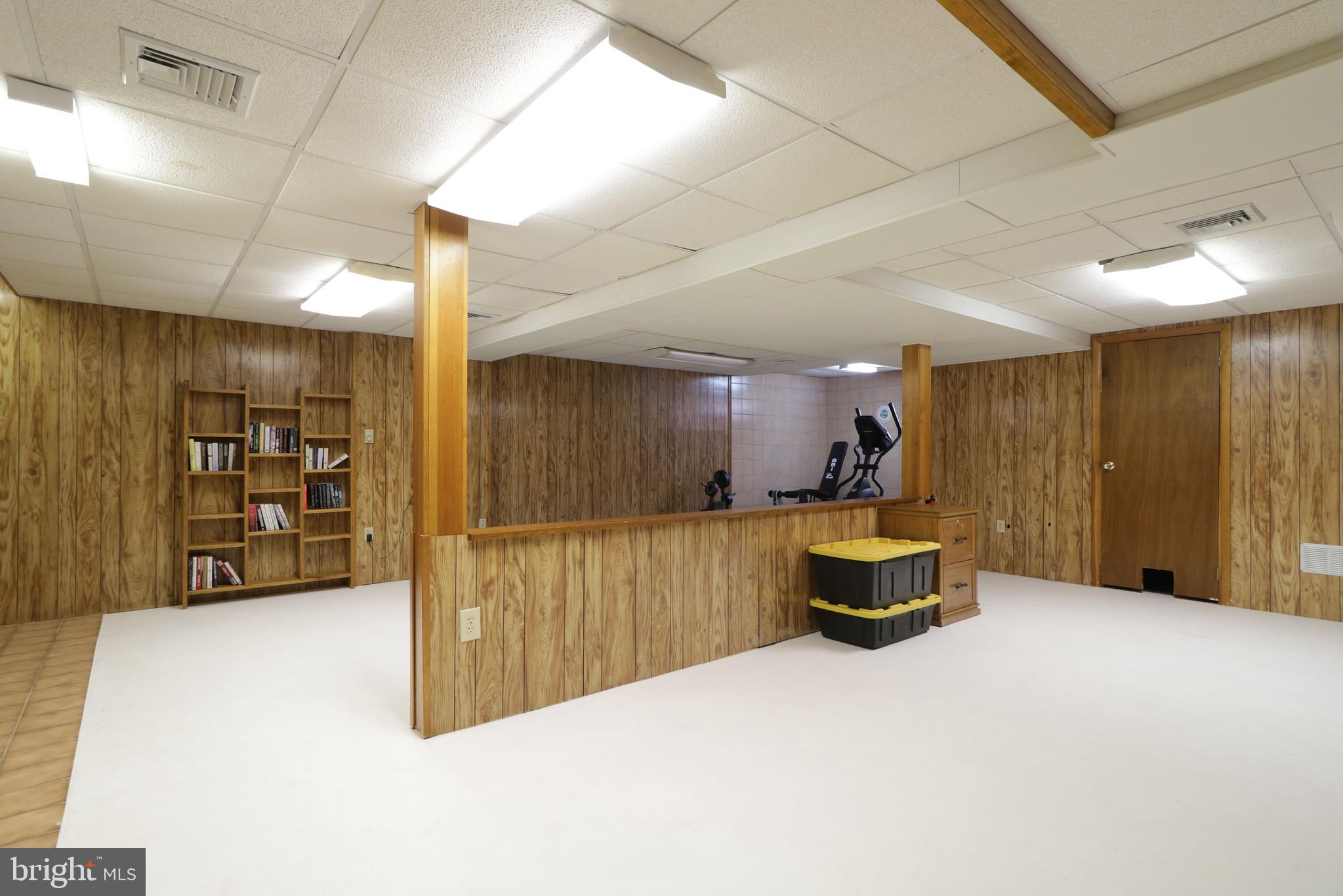 SMITH/HUGHES - Residential