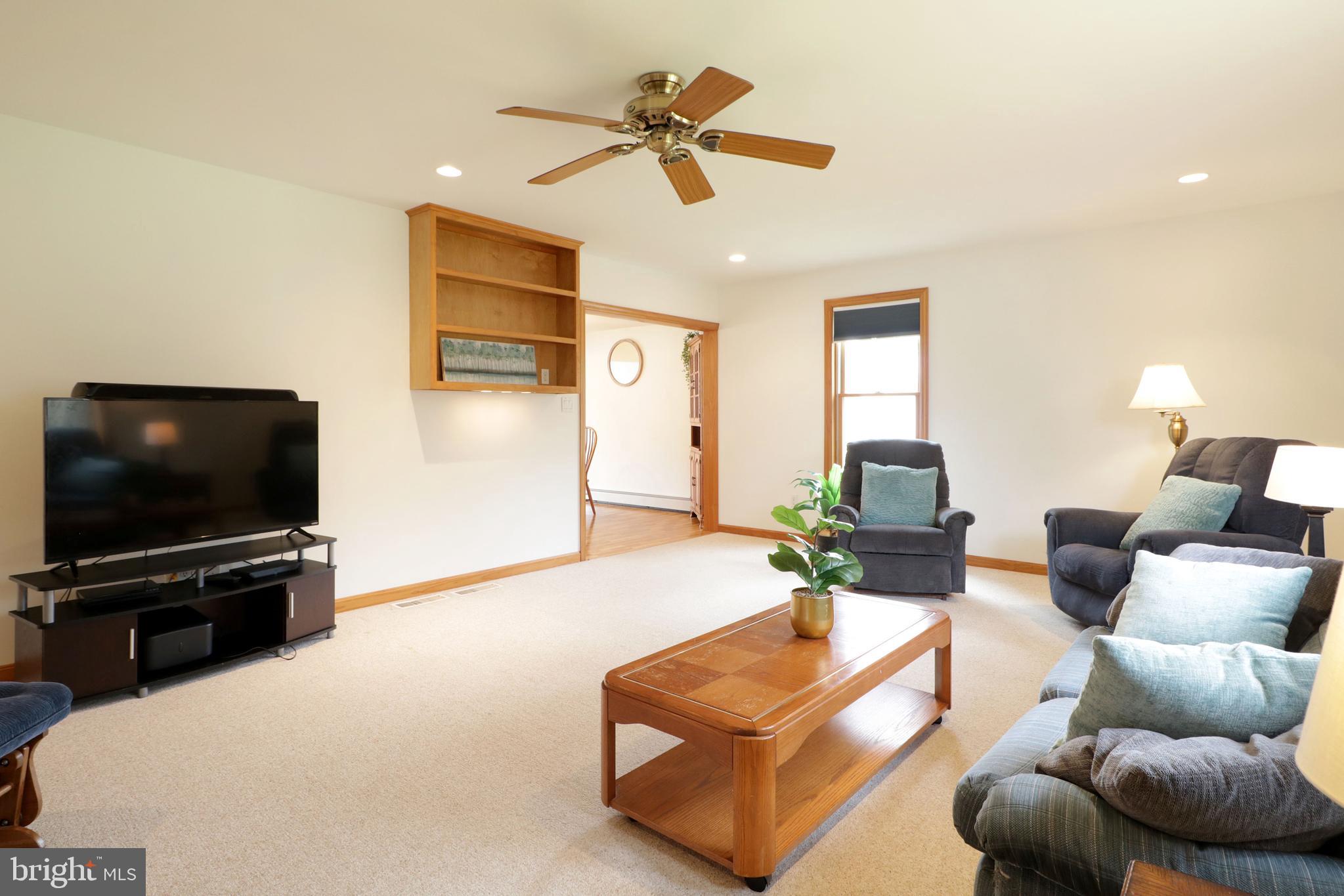 SMITH/HUGHES - Residential