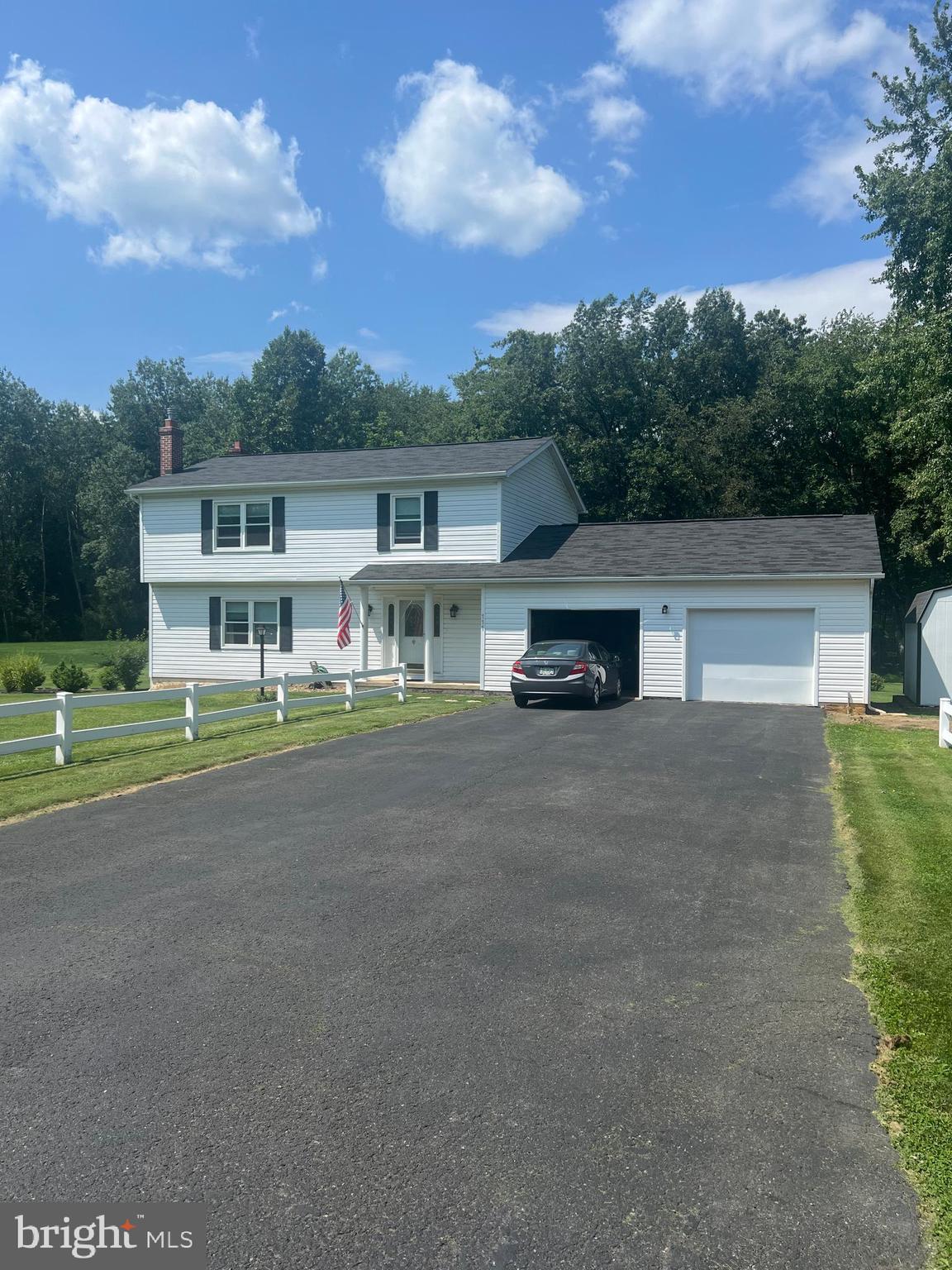 SMITH/HUGHES - Residential