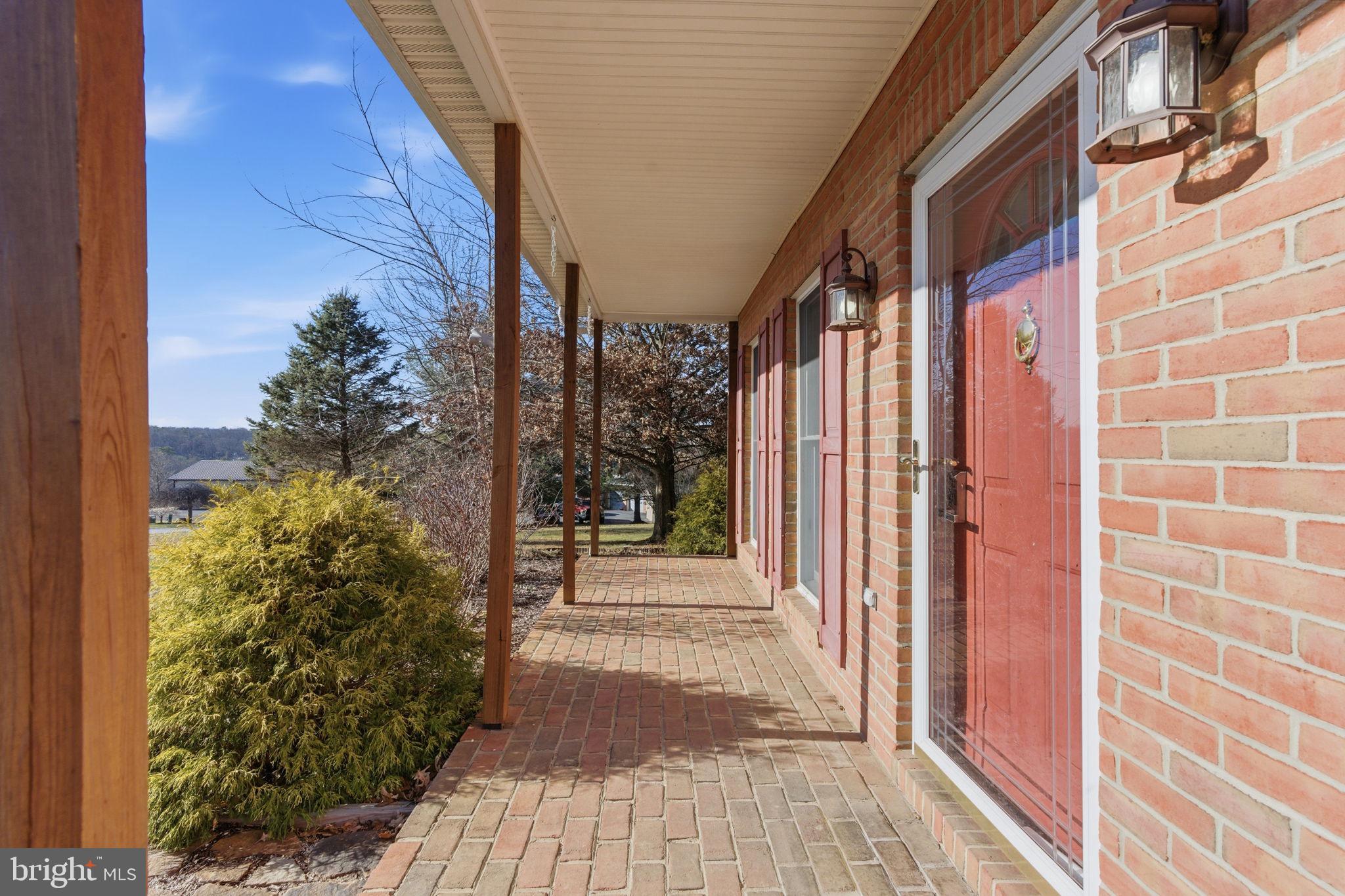 HIDDEN MEADOWS - Residential