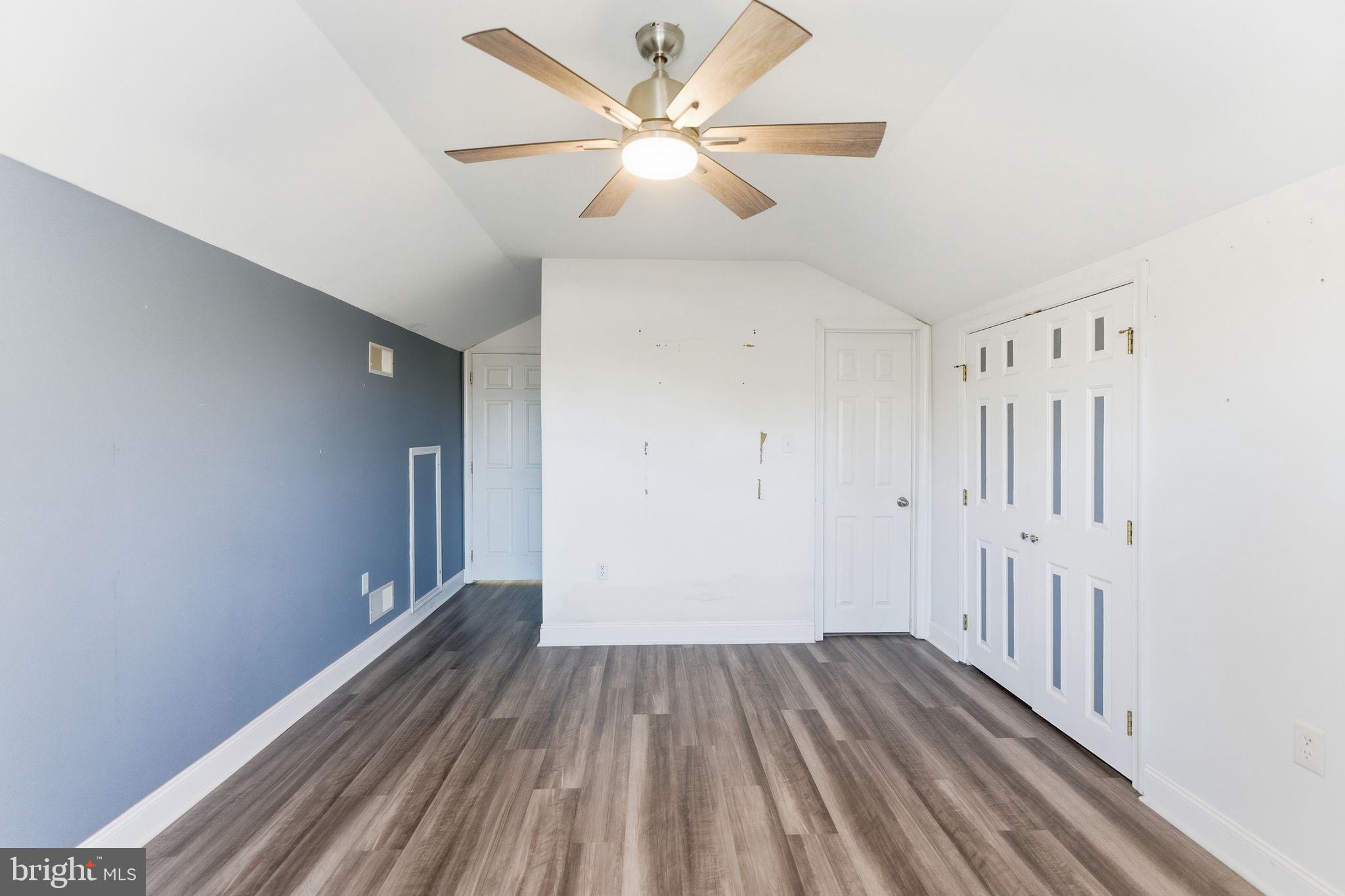 HIDDEN MEADOWS - Residential