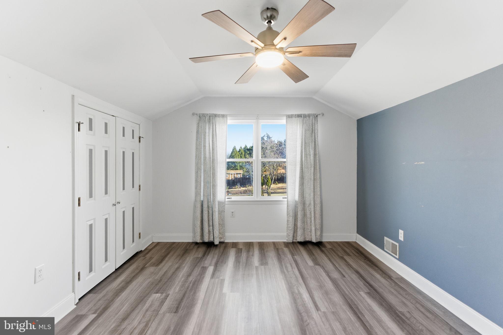 HIDDEN MEADOWS - Residential