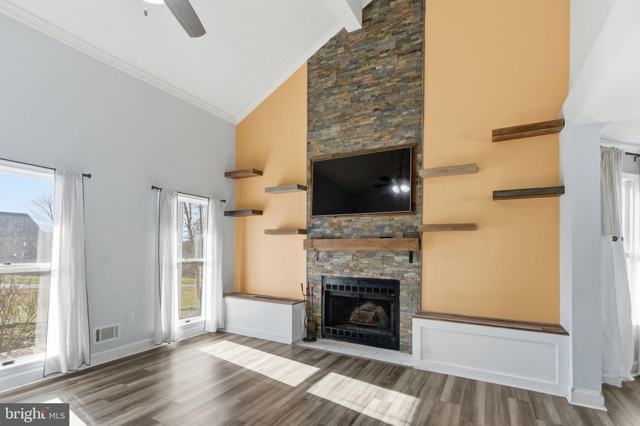 HIDDEN MEADOWS - Residential