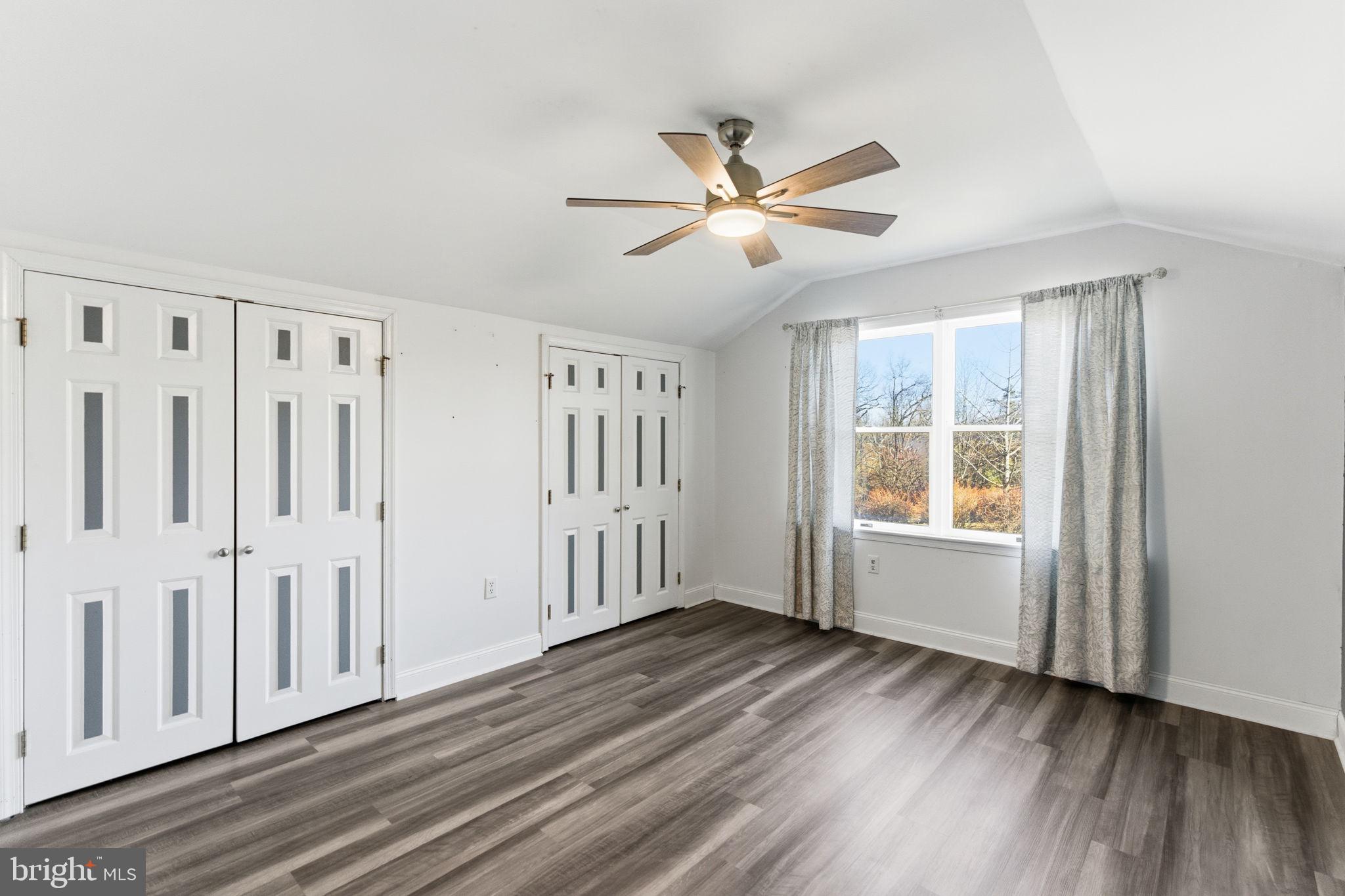 HIDDEN MEADOWS - Residential