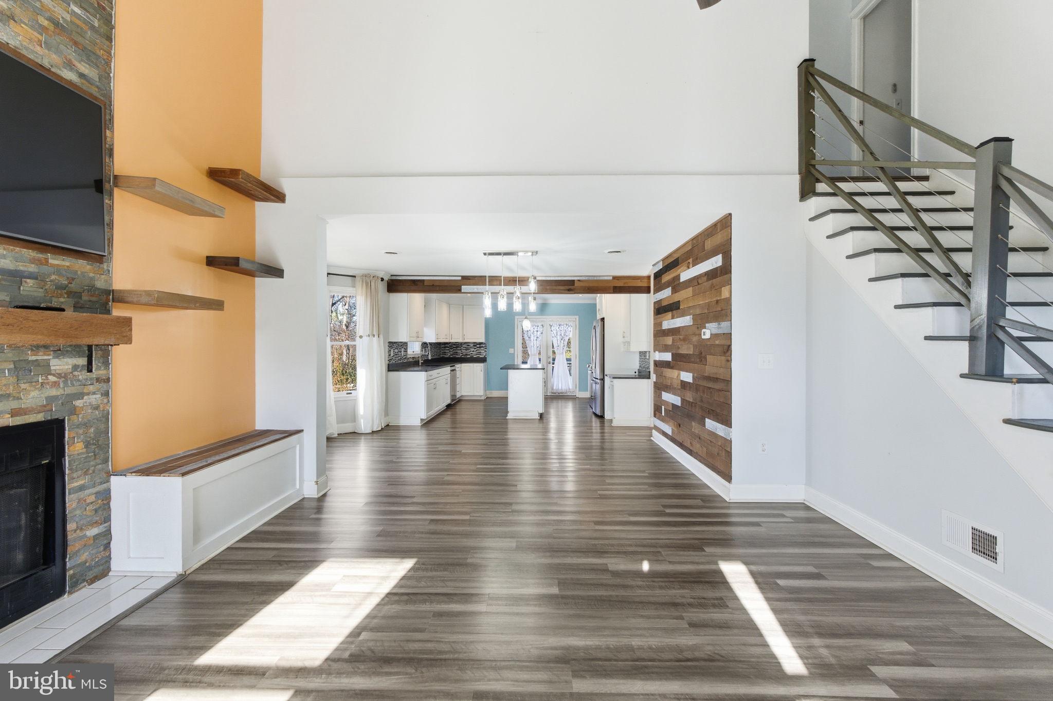 HIDDEN MEADOWS - Residential