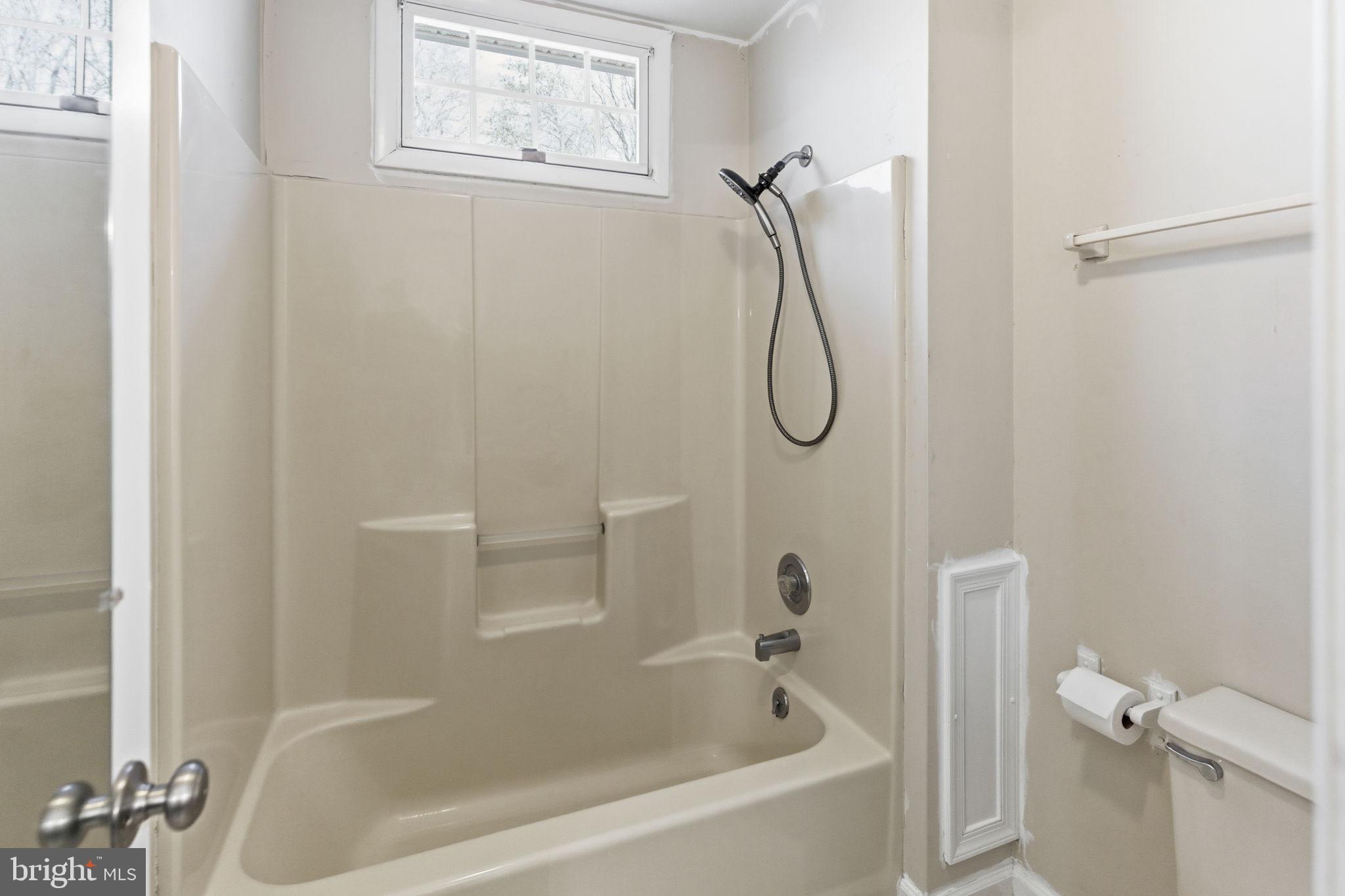 HIDDEN MEADOWS - Residential