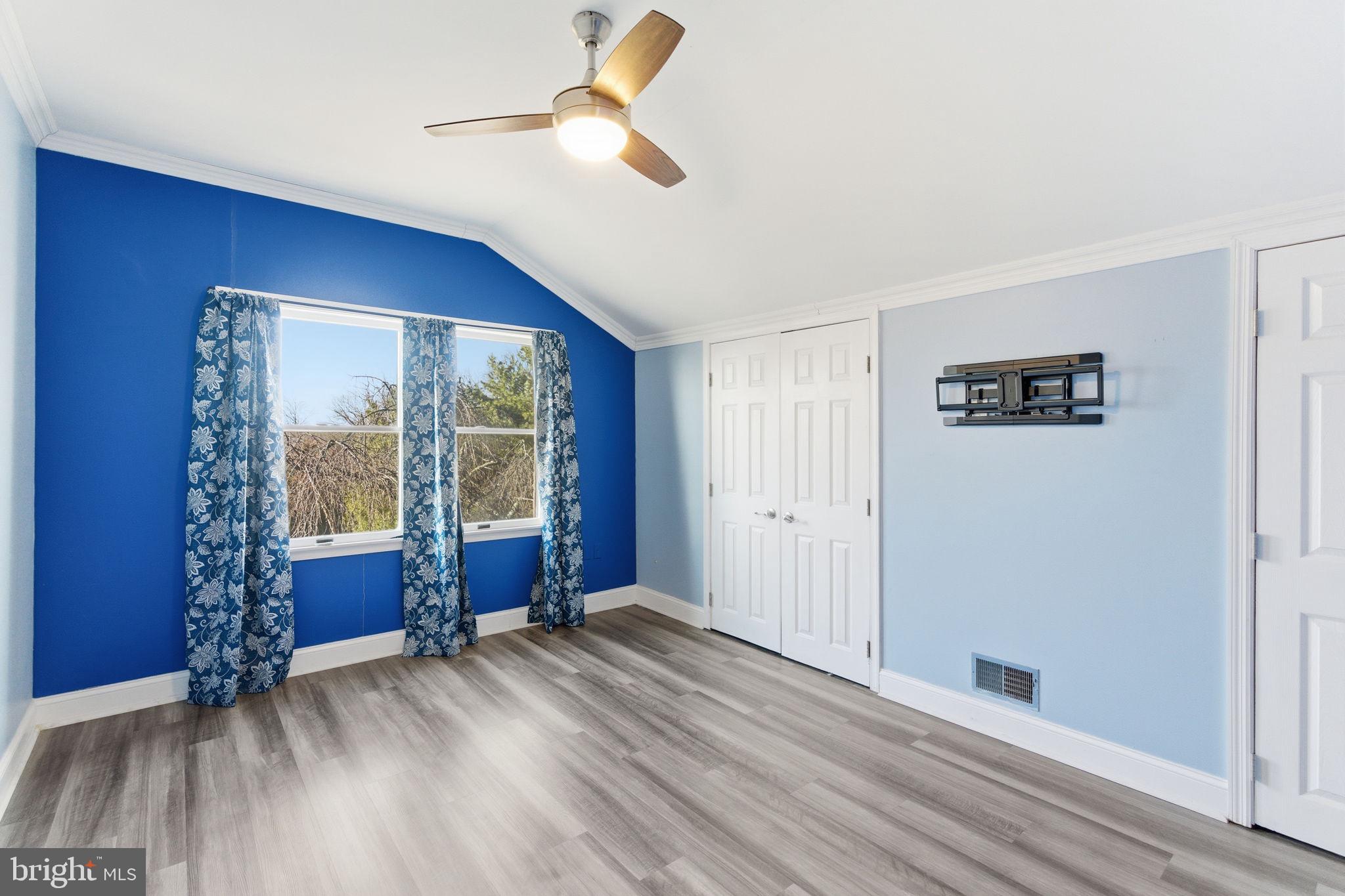 HIDDEN MEADOWS - Residential