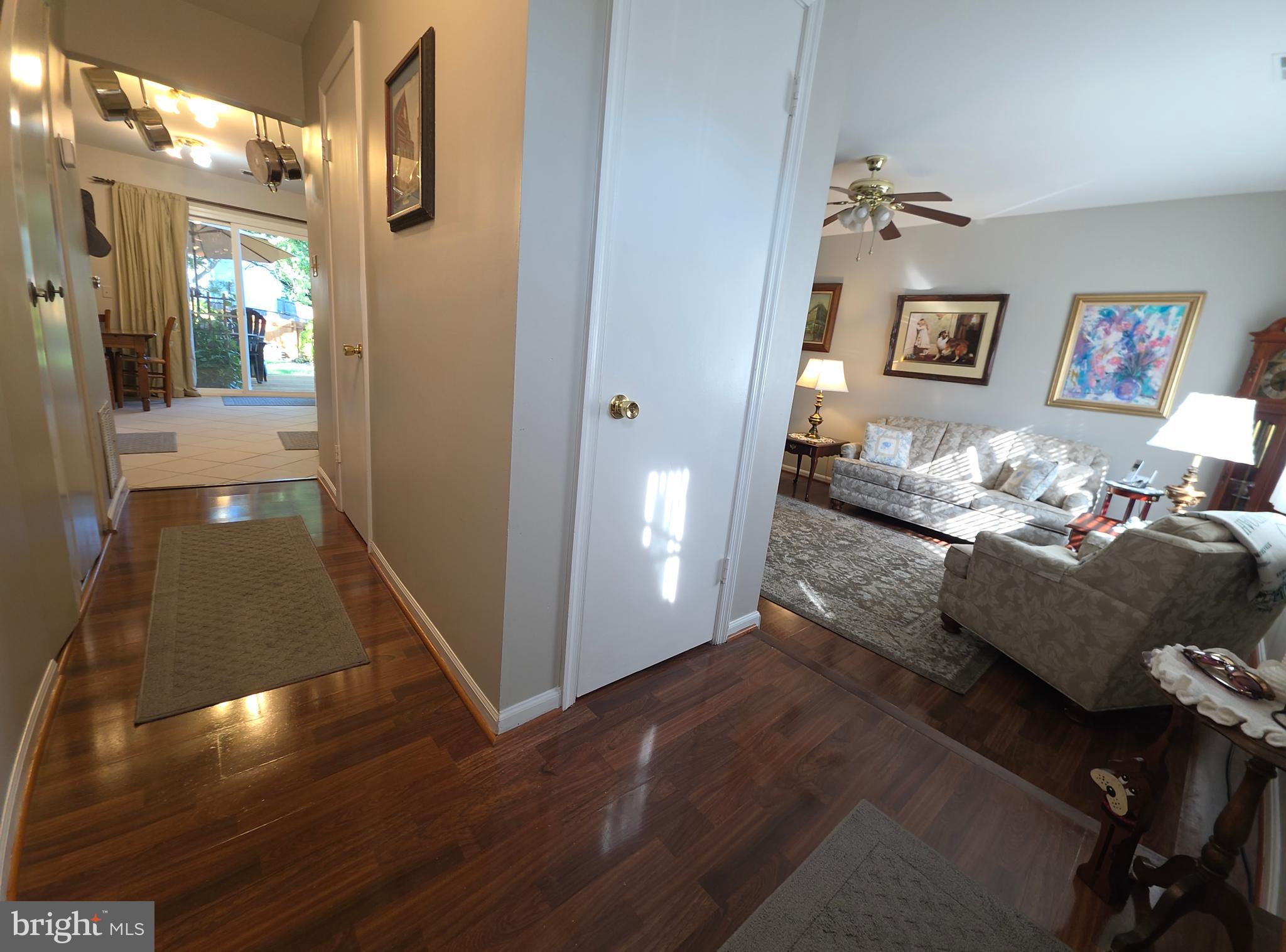 862 HOLLY DRIVE