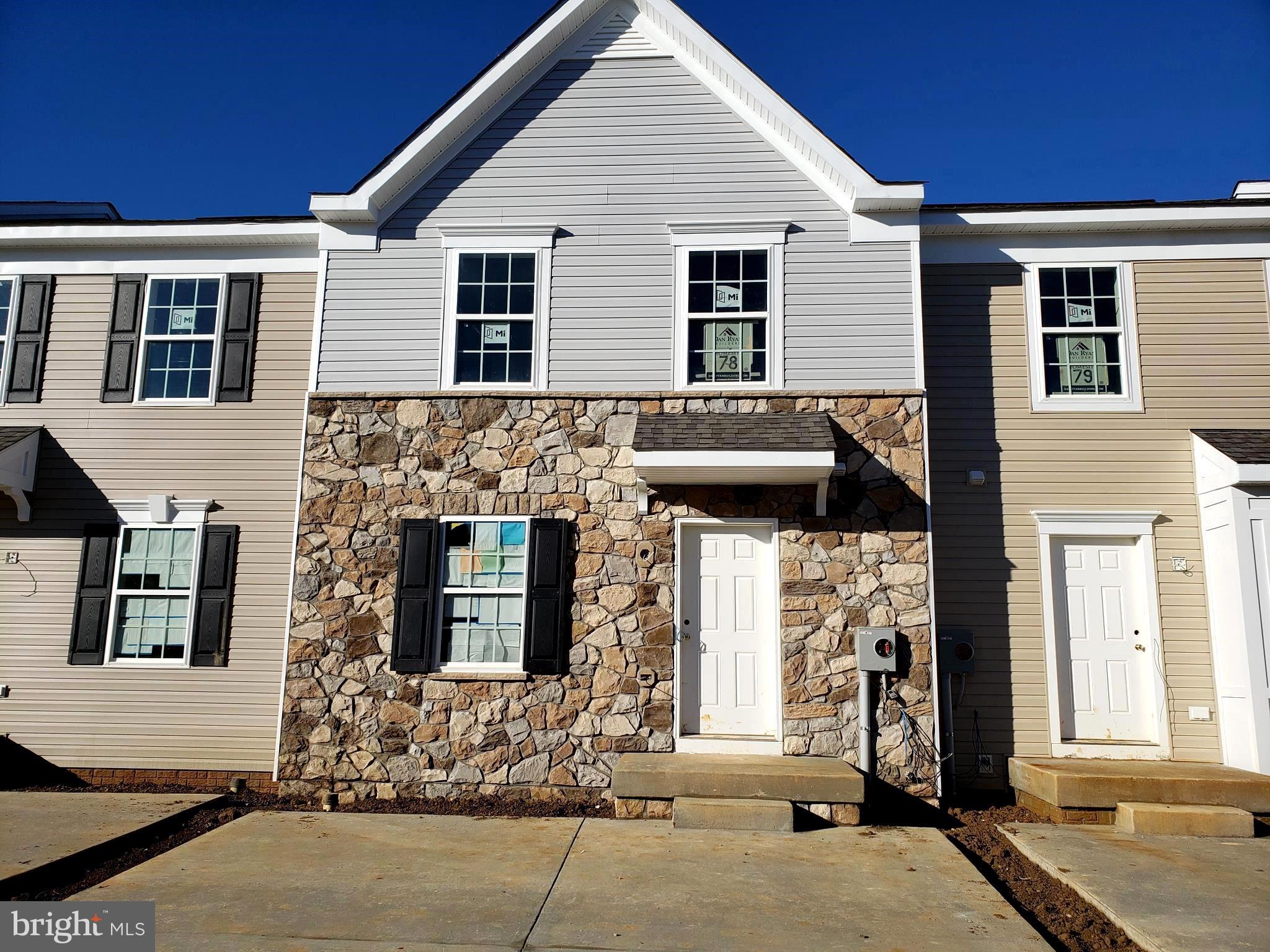 HOME IS NEAR COMPLETE! JANUARY DELIVERY! UNDER CONSTRUCTION! GET CLOSING COSTS & 100% FINANCING NOW! Dan Ryan Builders is now at Archer's Rock! York II Grade 8' Morning Room Plan with Fully Finished Basement w/ Full Bath, Stainless Steel Appliances, Upgraded Cabinets, Pendant Lighting Package, Kitchen Island, Granite Countertops, 8X8 Deck & much more! Just Minutes from I-81 and the Maryland Line! Great Commuter Location!